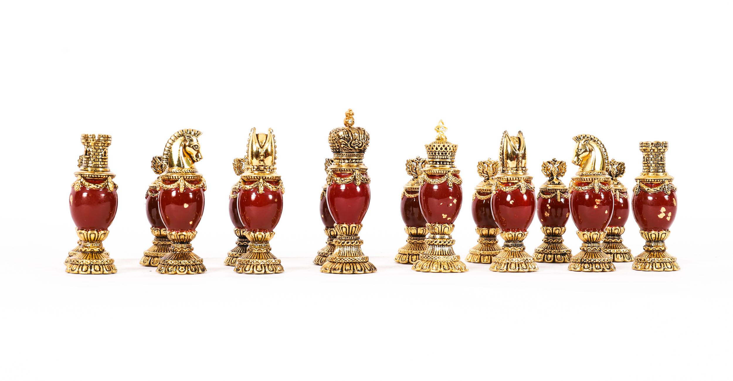 Jeu d'échecs vintage Faberge en noyer, marbre d'Amboyna et malachite 20ème siècle en vente 7