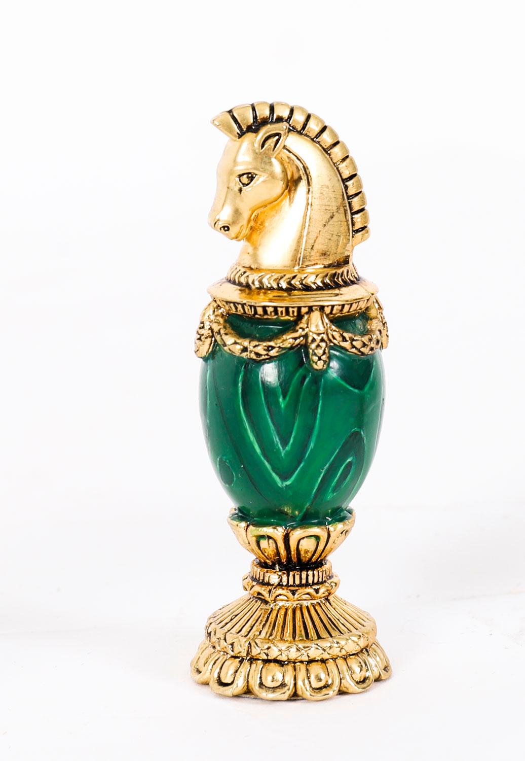 Malachite Jeu d'échecs vintage Faberge en noyer, marbre d'Amboyna et malachite 20ème siècle en vente