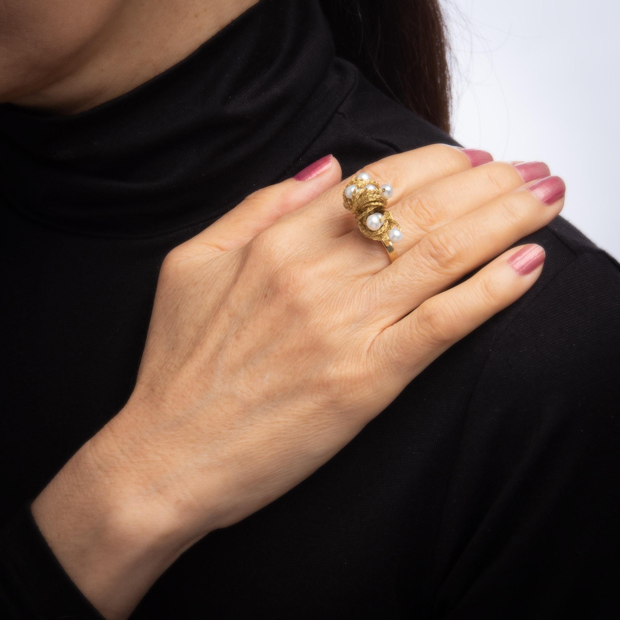 Vintage Fabric Dome Ring Cultured Pearl 18k Yellow Gold Estate Jewelry Italy 7 In Good Condition In Torrance, CA