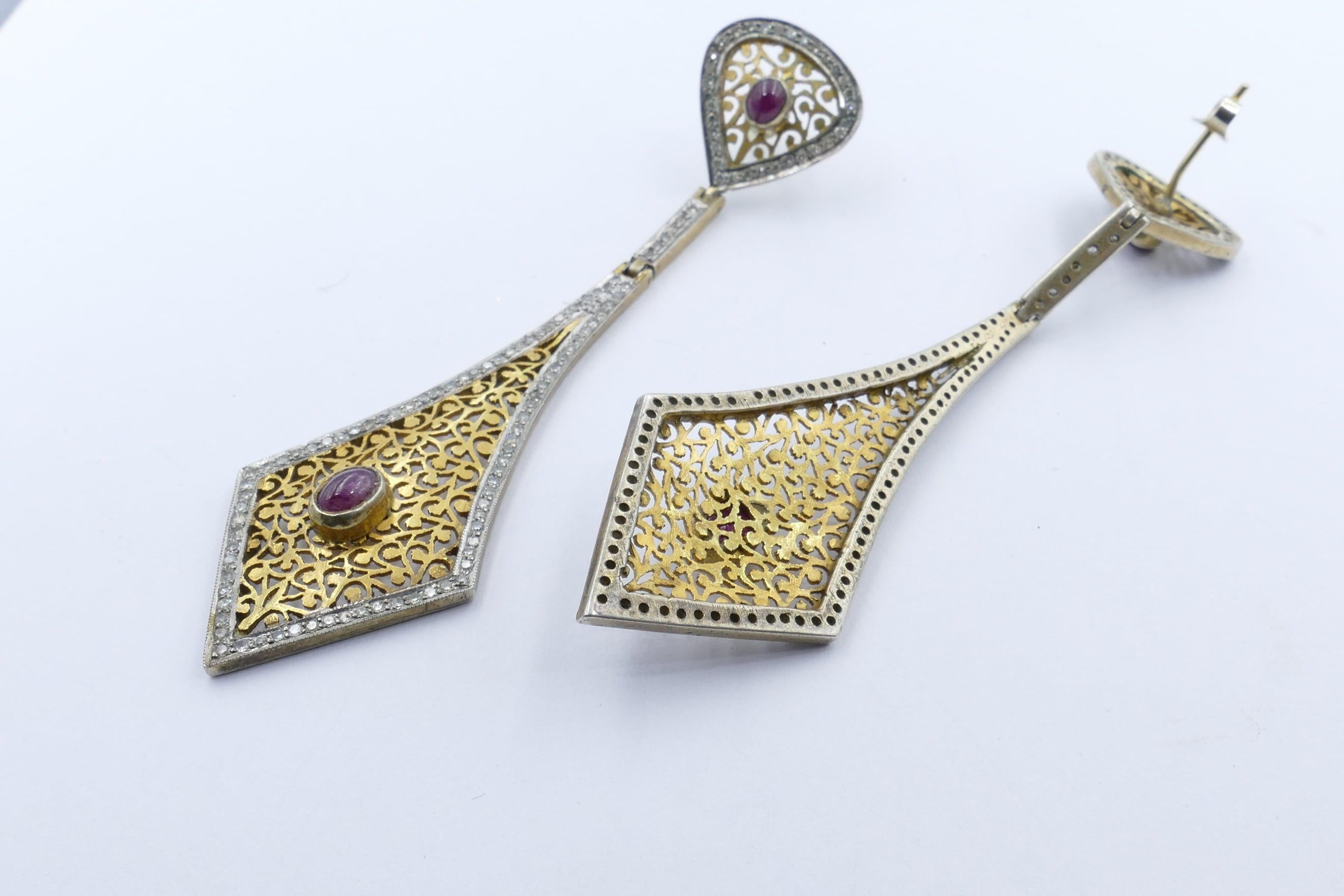 Vintage Fabulously Long 14ct Yellow Gold/Silvergilt Ruby & Diamond Drop Earrings In Excellent Condition In Splitter's Creek, NSW