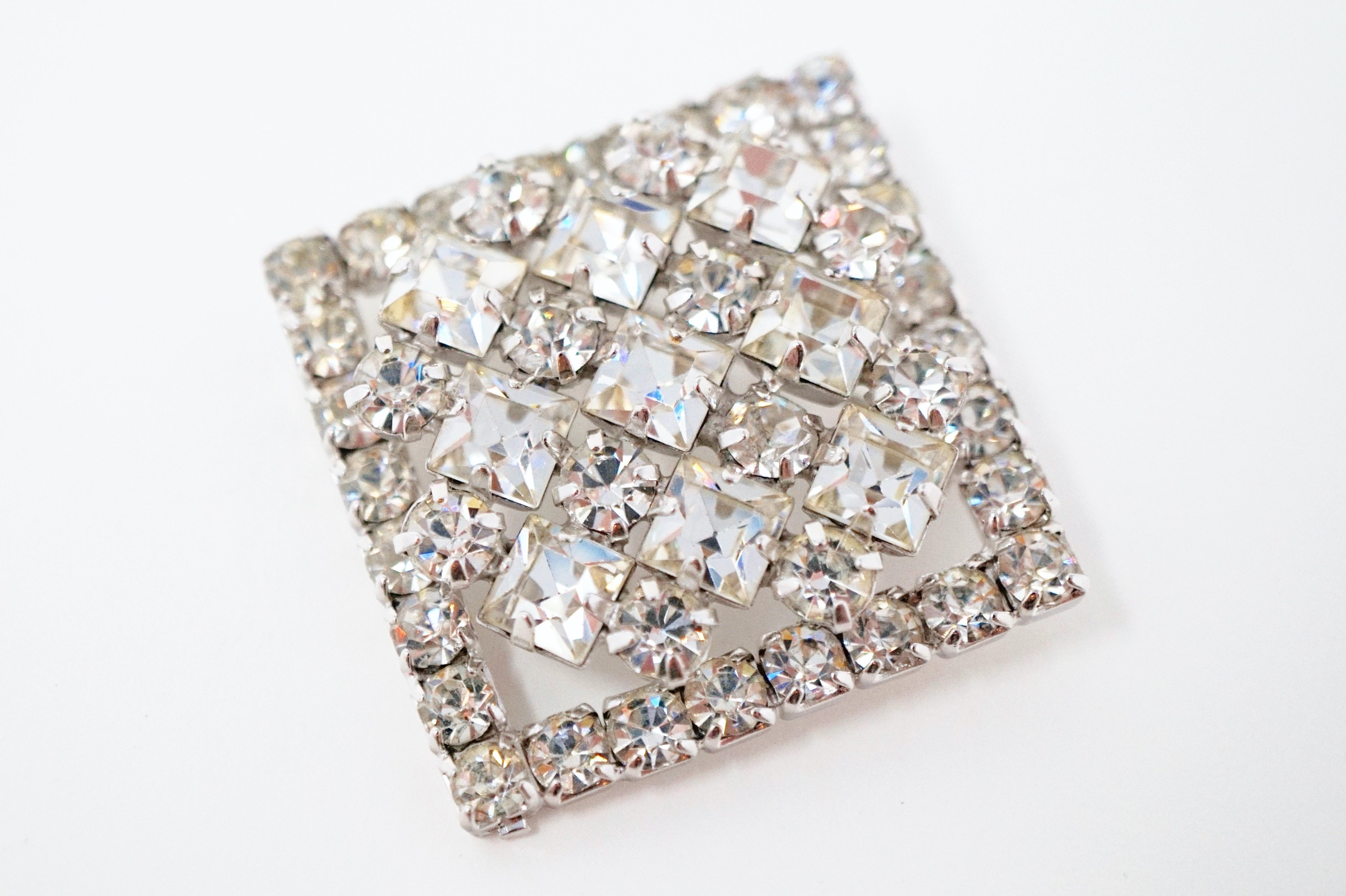 vintage weiss rhinestone brooch