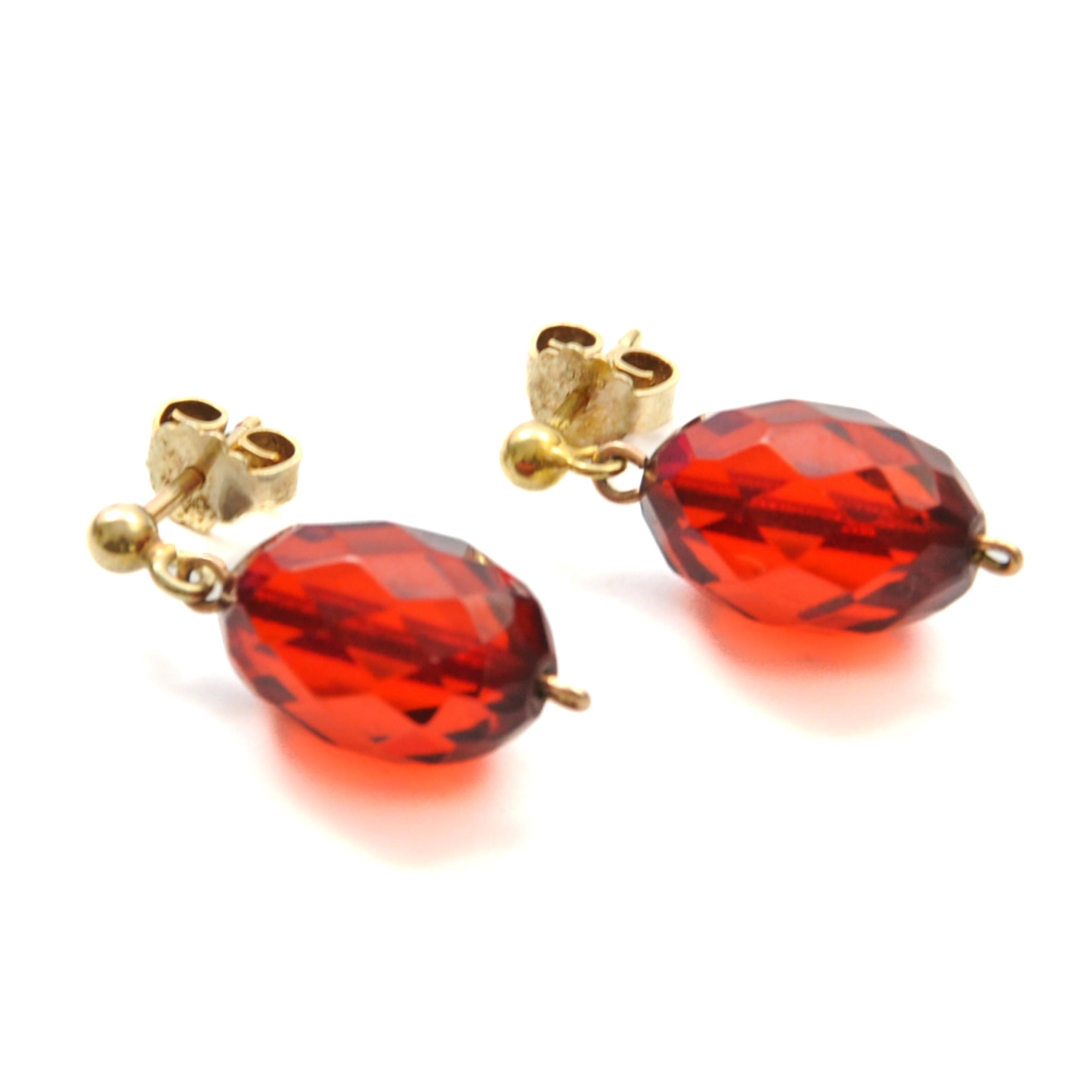 Oval Cut Vintage Faceted Red Amber and Gold Dangle Earrings For Sale