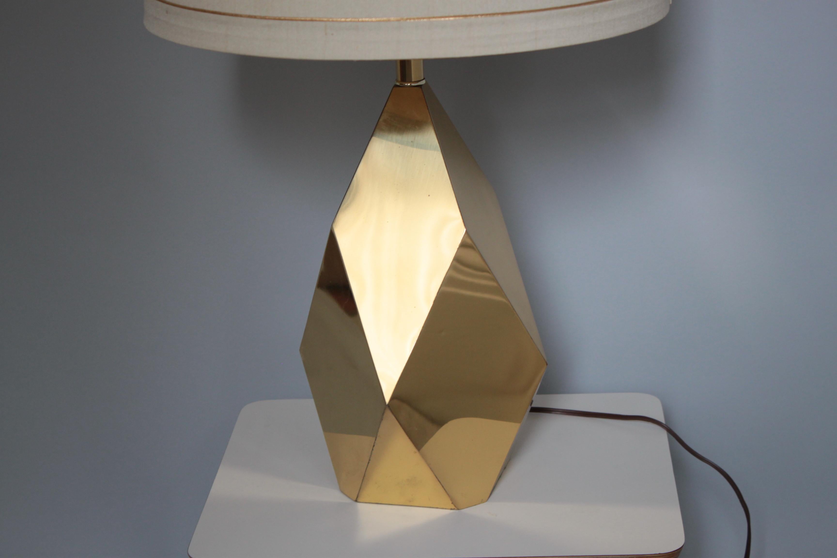 Mid-Century Modern Vintage Faceted Table Lamp For Sale
