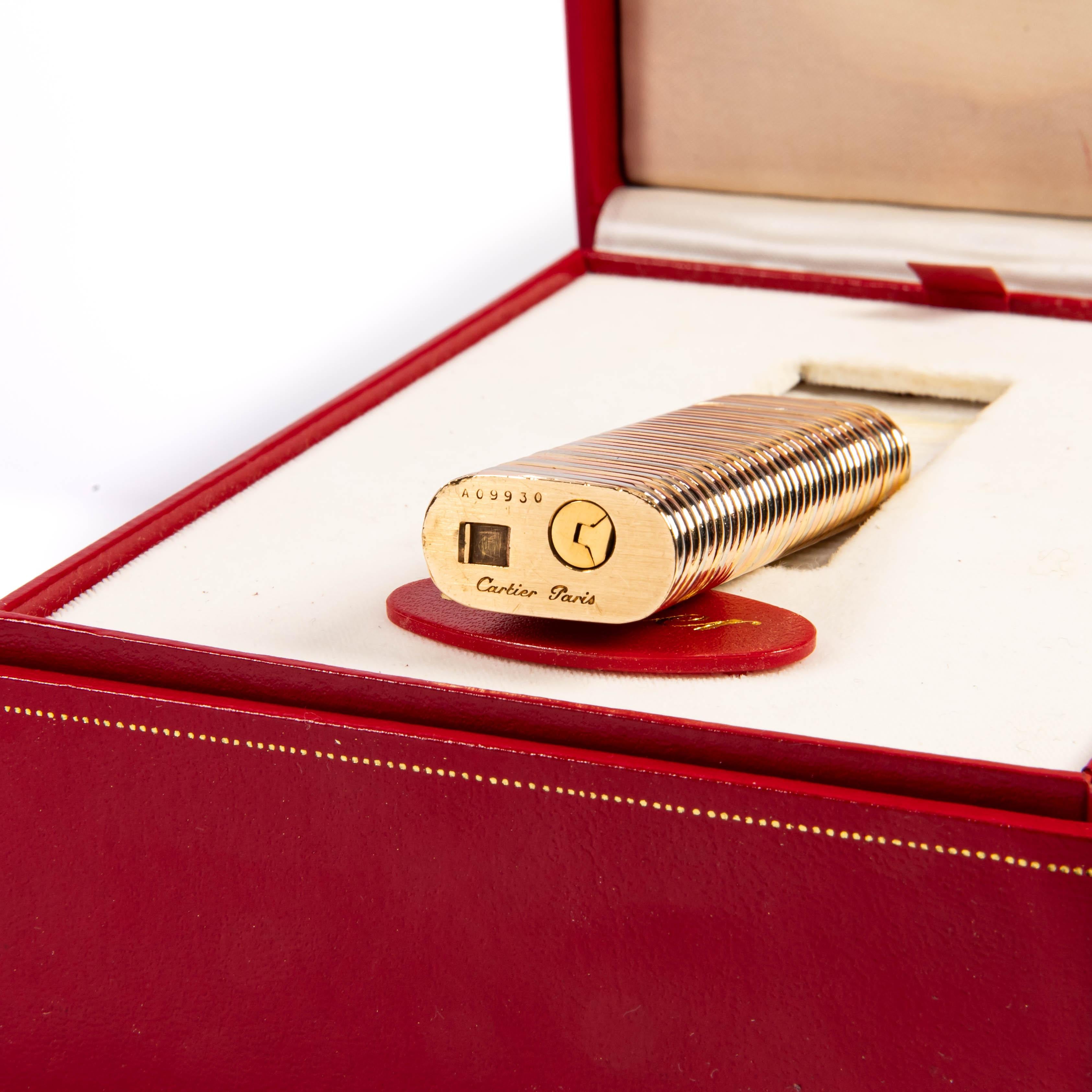 Vintage Factory 18k Solid Gold CARTIER Trinity Lighter in Box 1970s For Sale 6