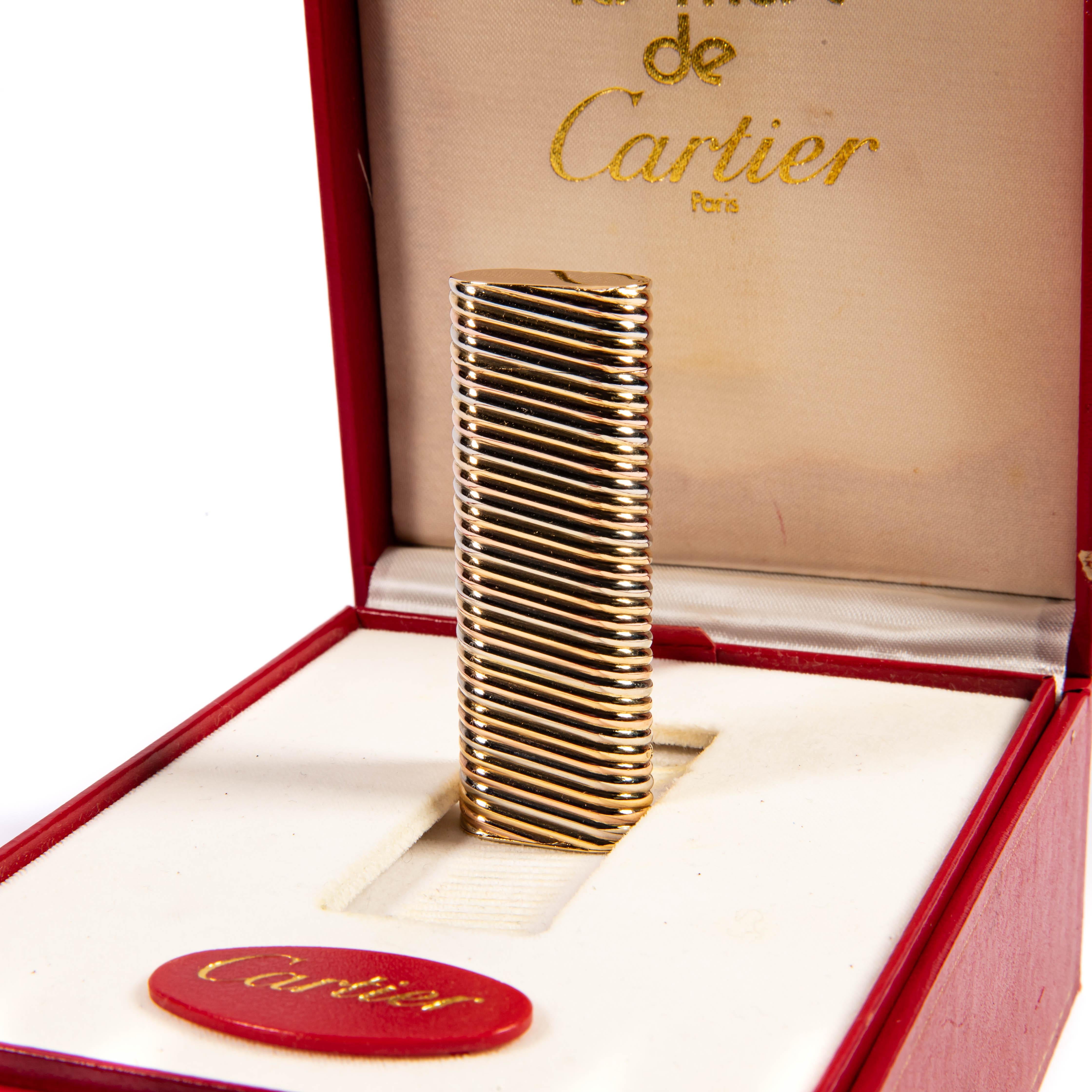 Vintage Factory 18k Solid Gold CARTIER Trinity Lighter in Box 1970s For Sale 2