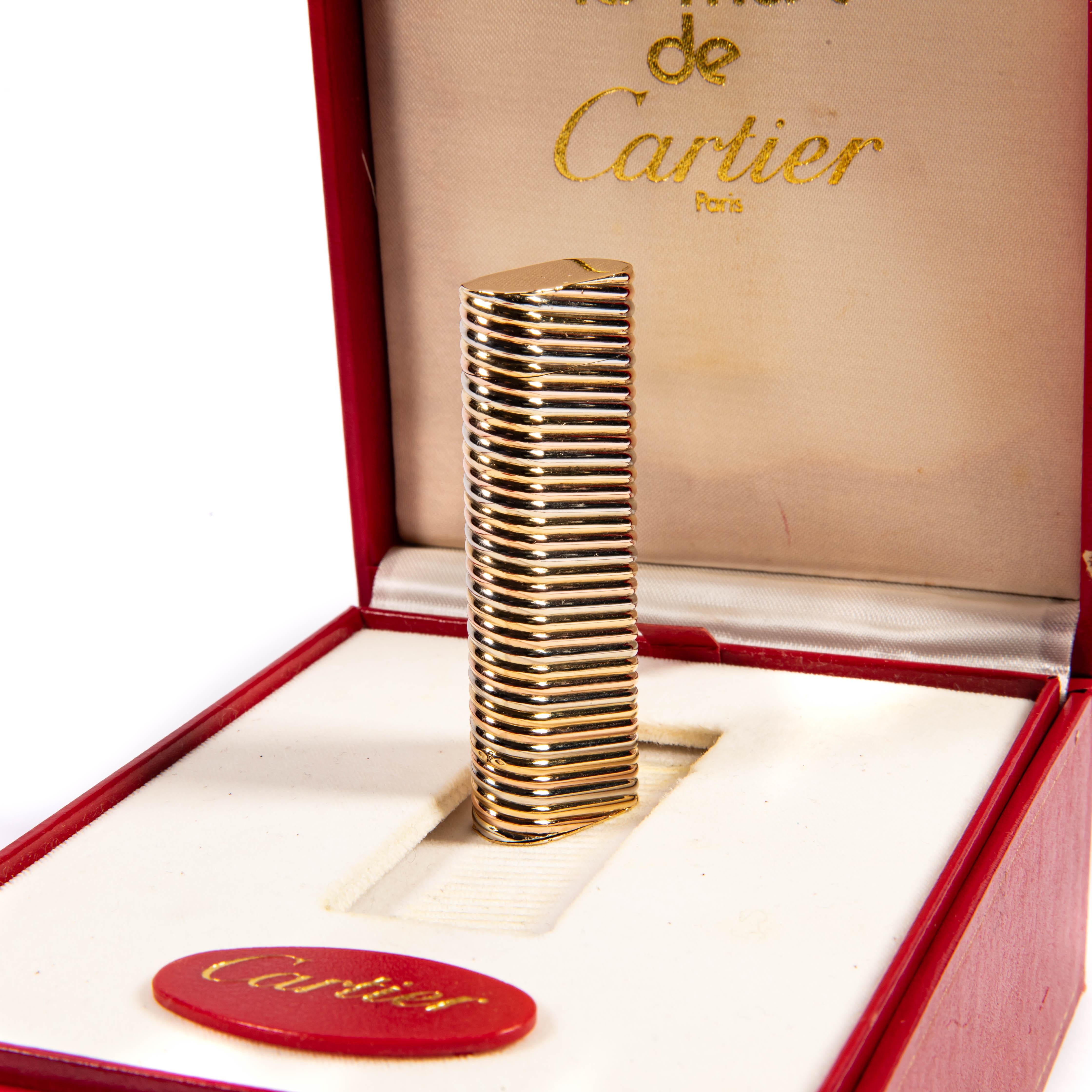 Vintage Factory 18k Solid Gold CARTIER Trinity Lighter in Box 1970s For Sale 3