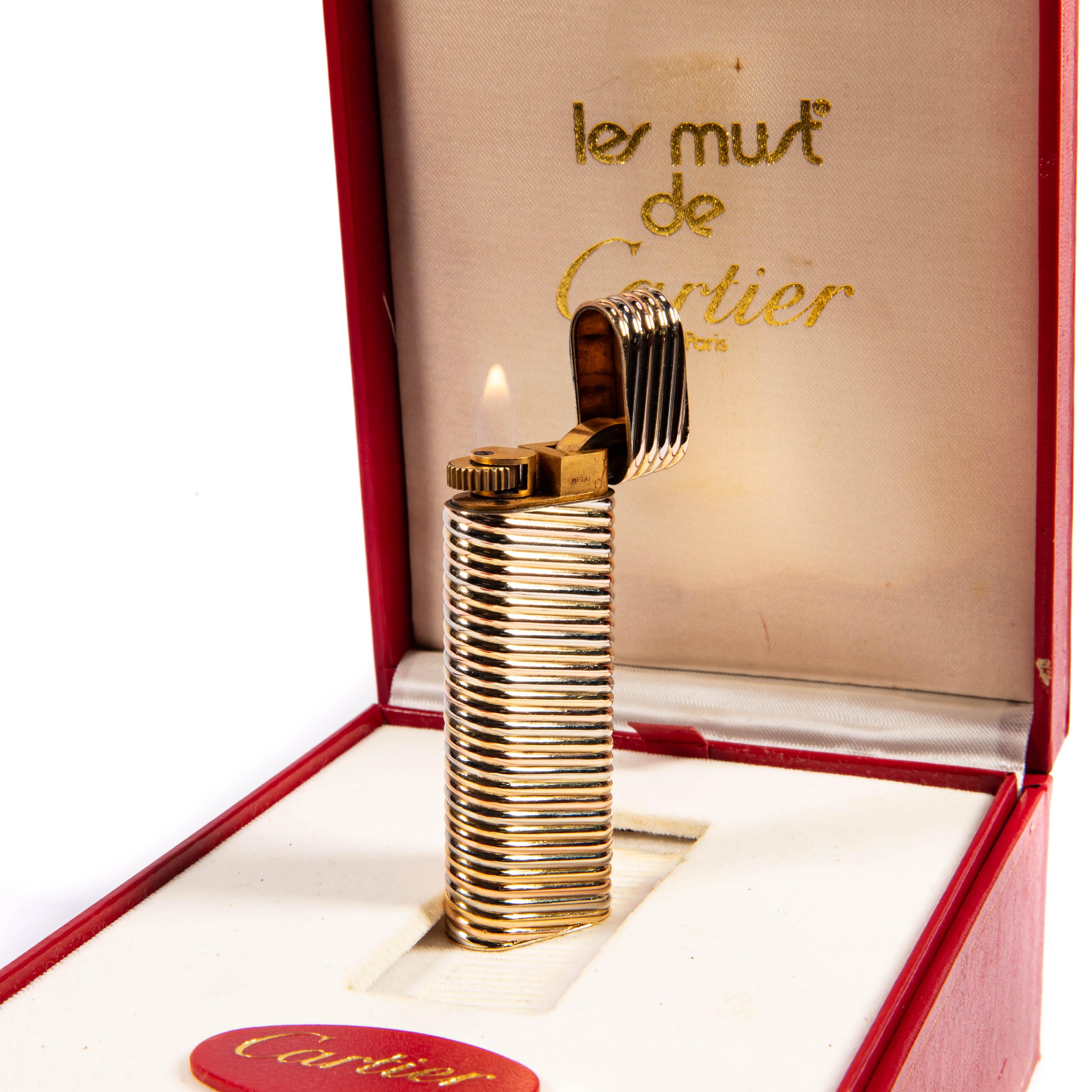 Vintage Factory 18k Solid Gold CARTIER Trinity Lighter in Box 1970s For Sale 5