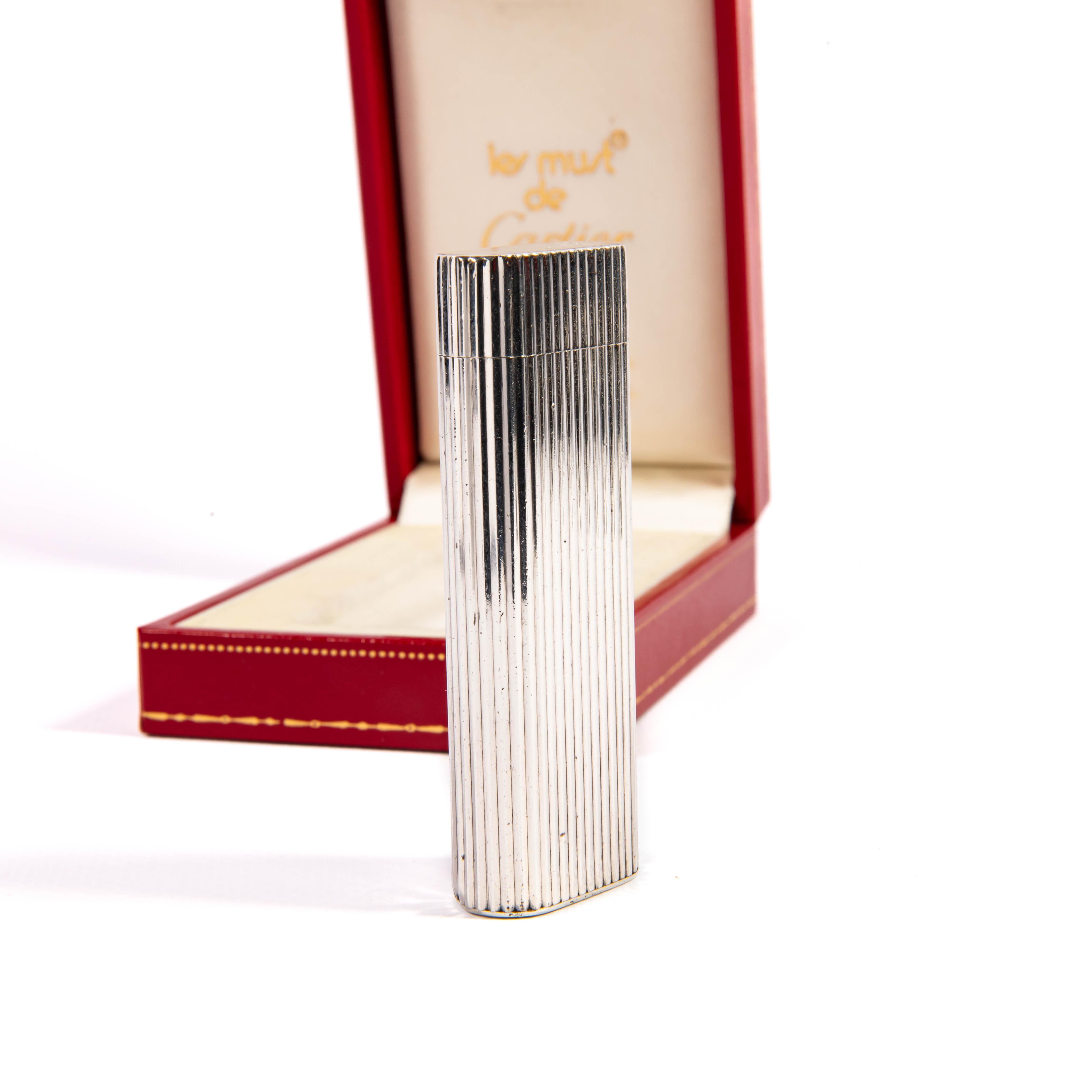 Women's or Men's Vintage Factory Solid Silver CARTIER Les Must Lighter in Box 1970s For Sale