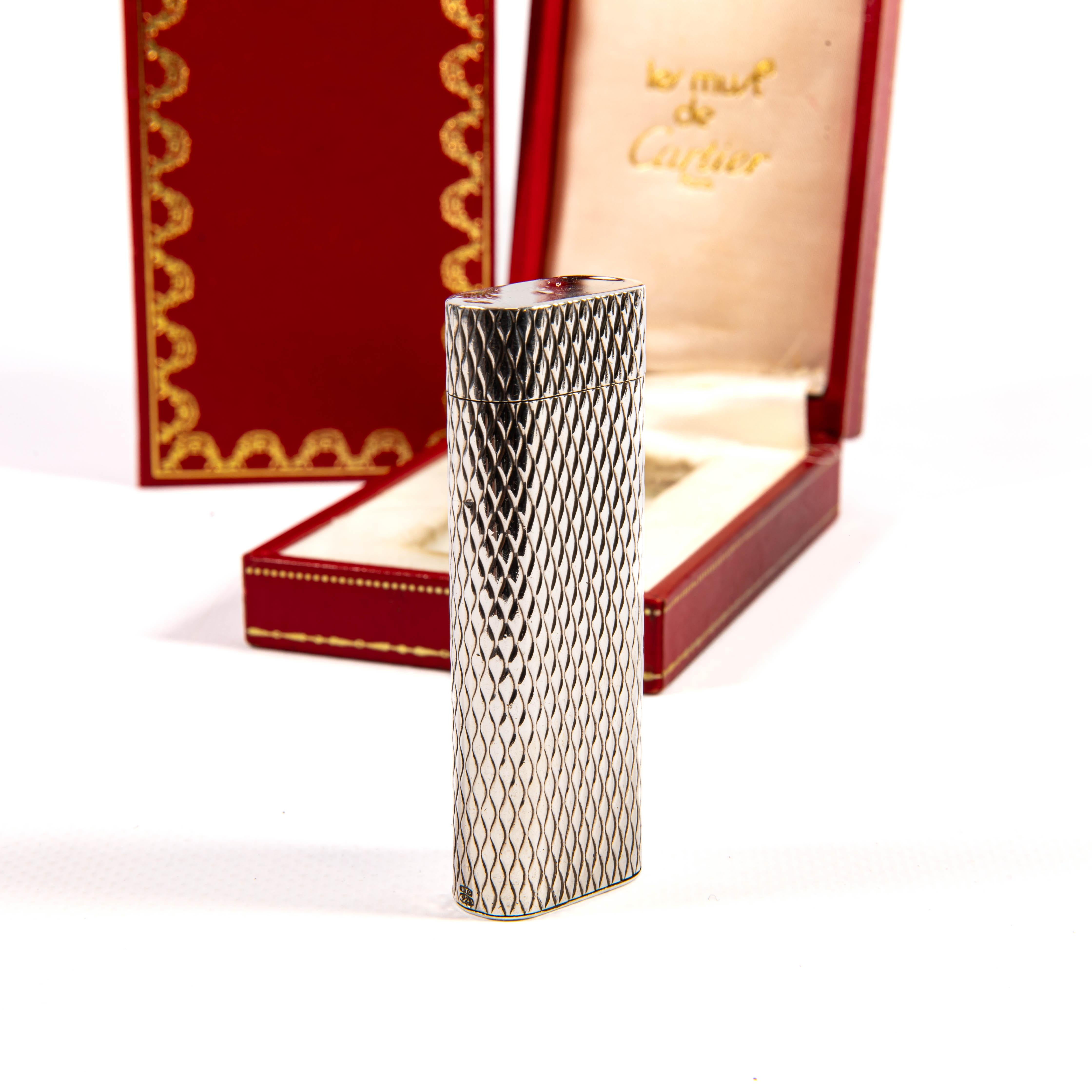 Vintage Factory Solid Silver CARTIER Les Must Lighter in Box 1970s en vente 2