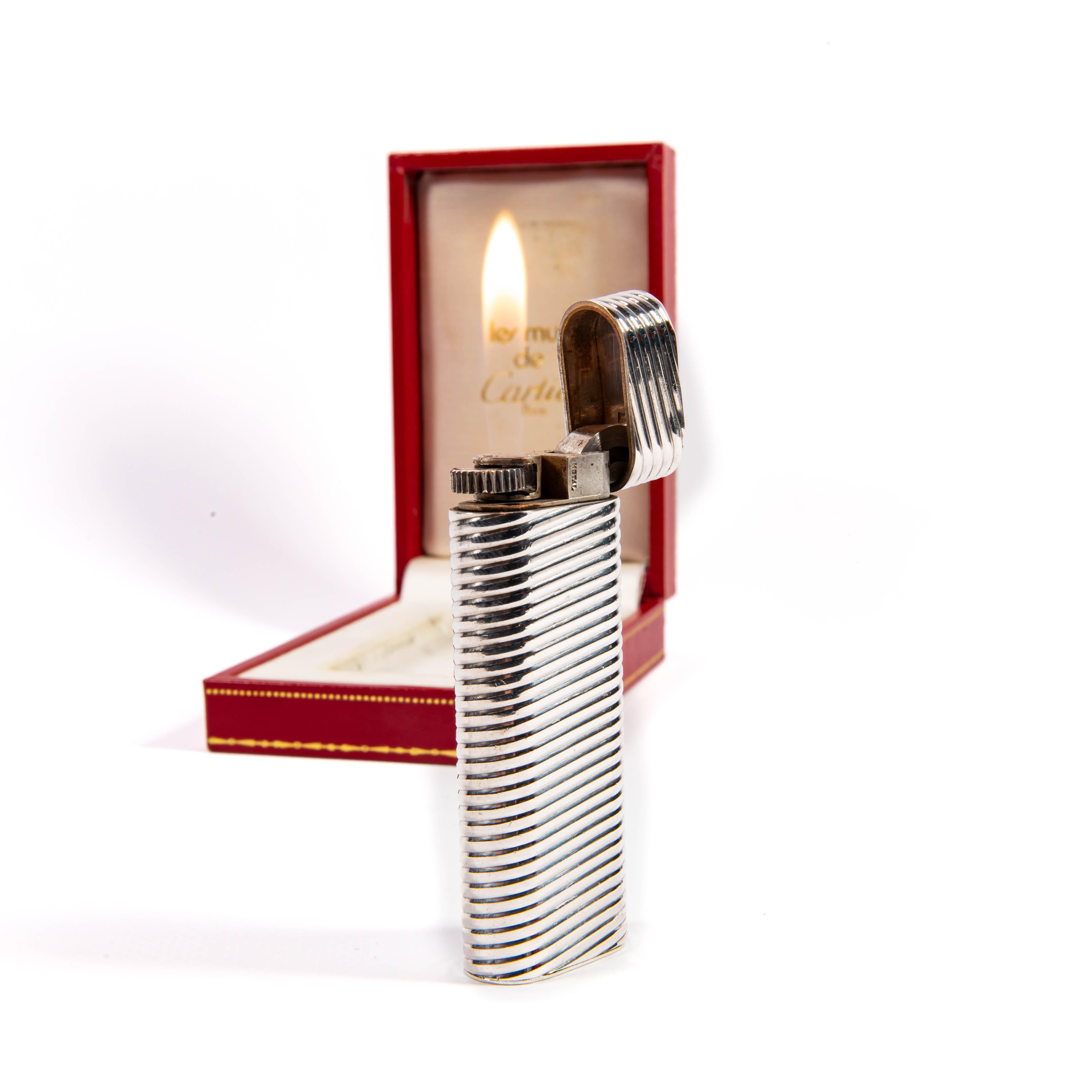 Vintage Factory Solid Silver CARTIER Les Must Lighter in Box 1970s For Sale 4