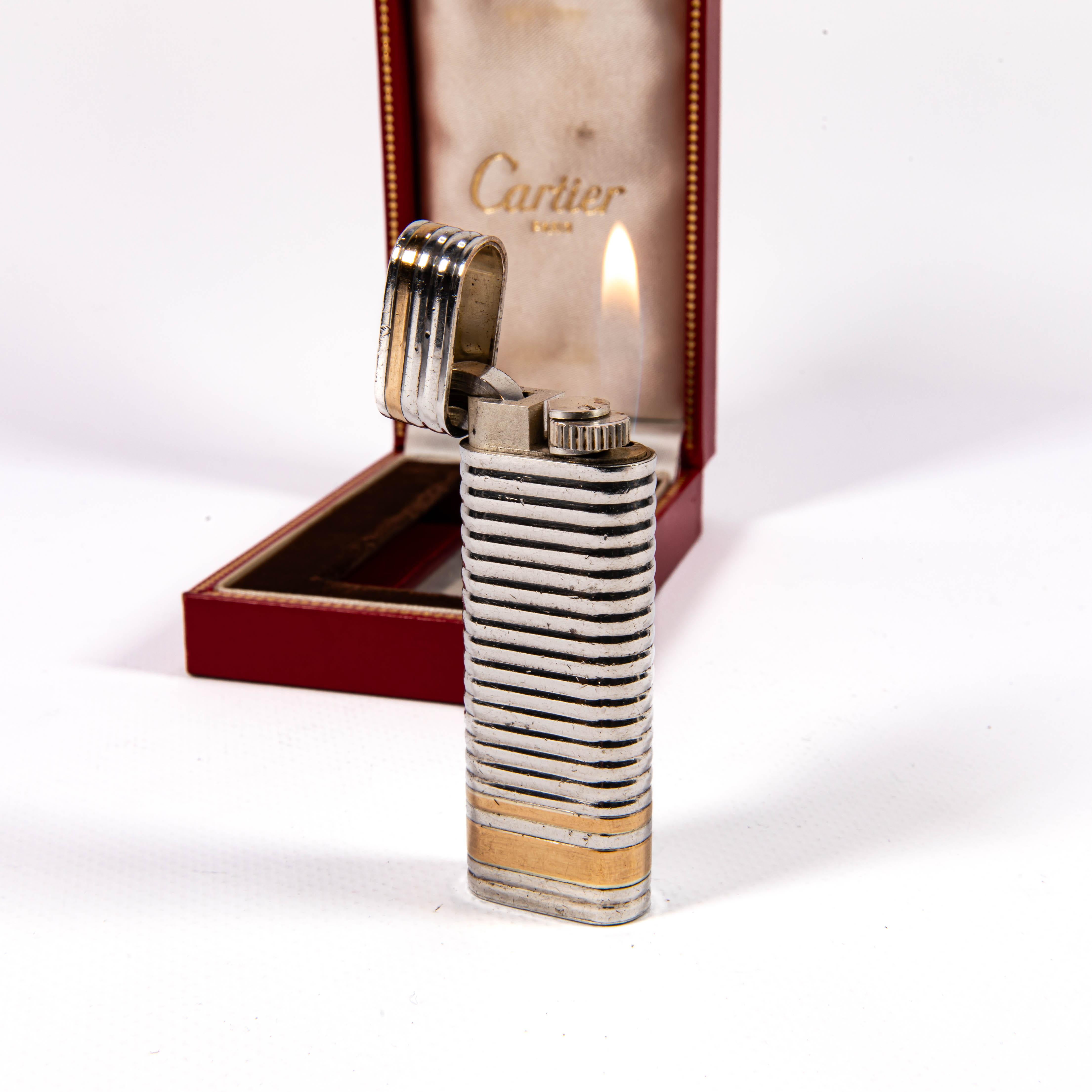 Accendino d'epoca in argento Sterling CARTIER Les Must in scatola 1970s in vendita 3