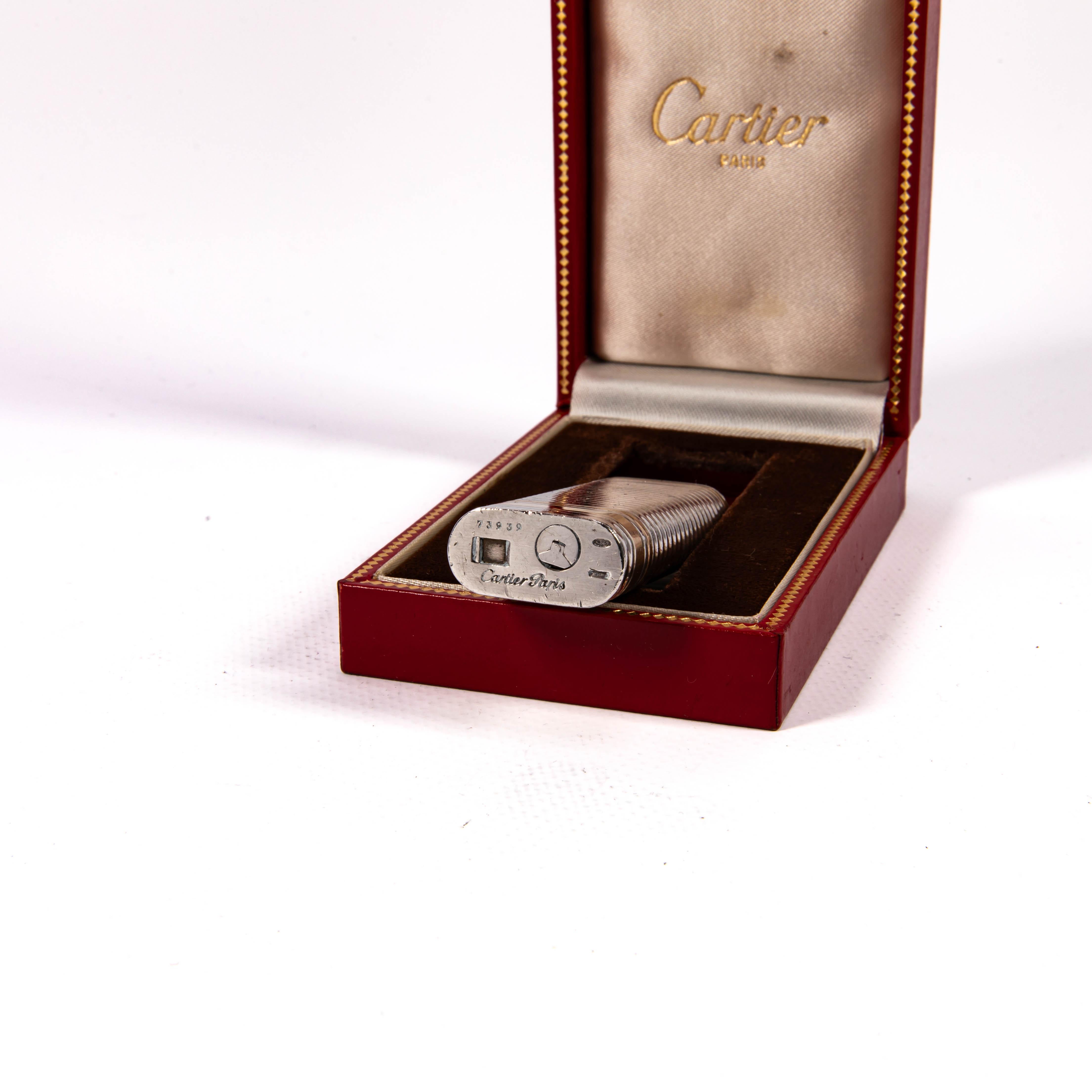 Accendino d'epoca in argento Sterling CARTIER Les Must in scatola 1970s in vendita 5