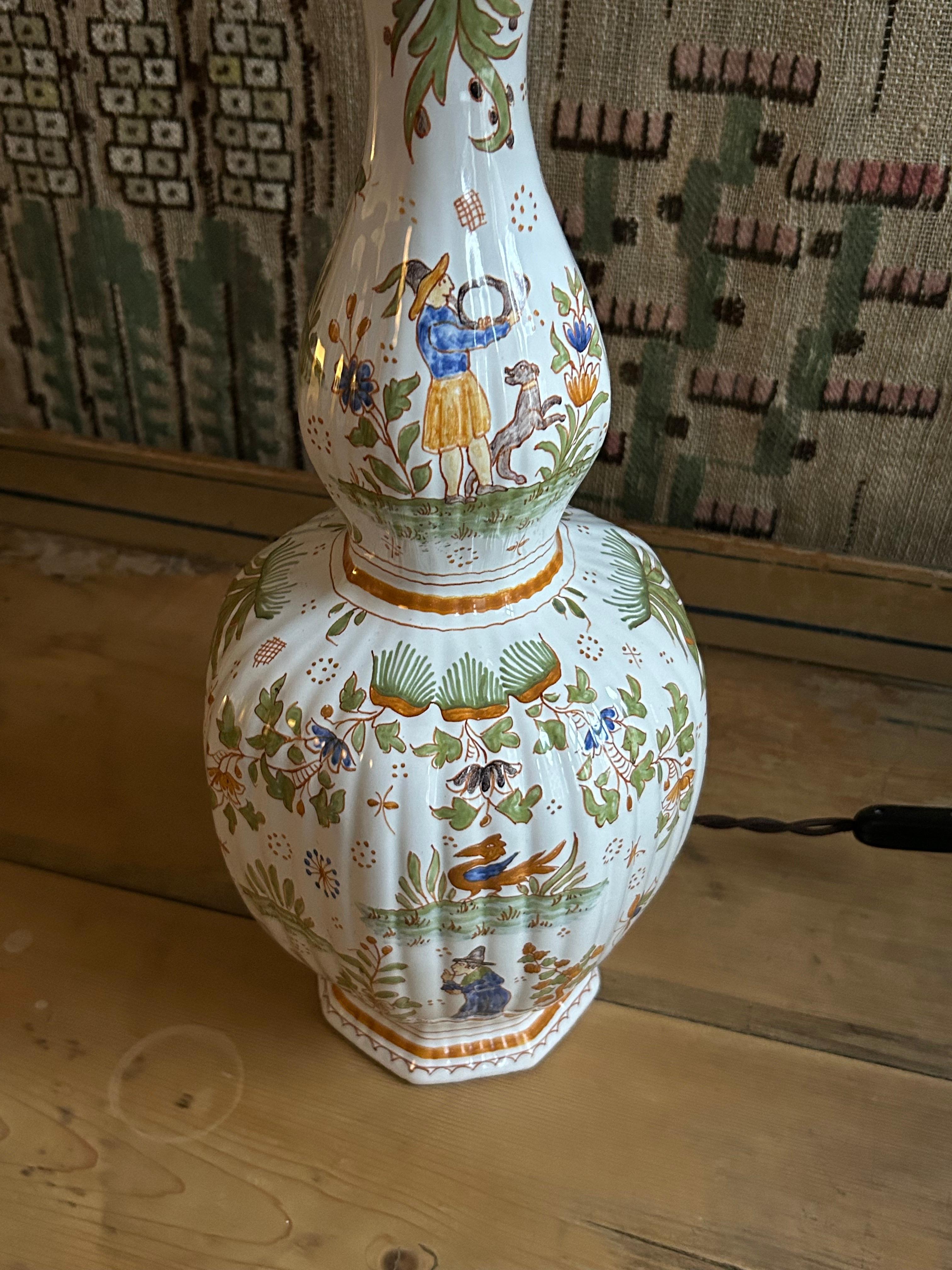 Vintage Faience Ceramic Table Lamp with Customized Shade, France, 20th Century In Good Condition In Copenhagen K, DK