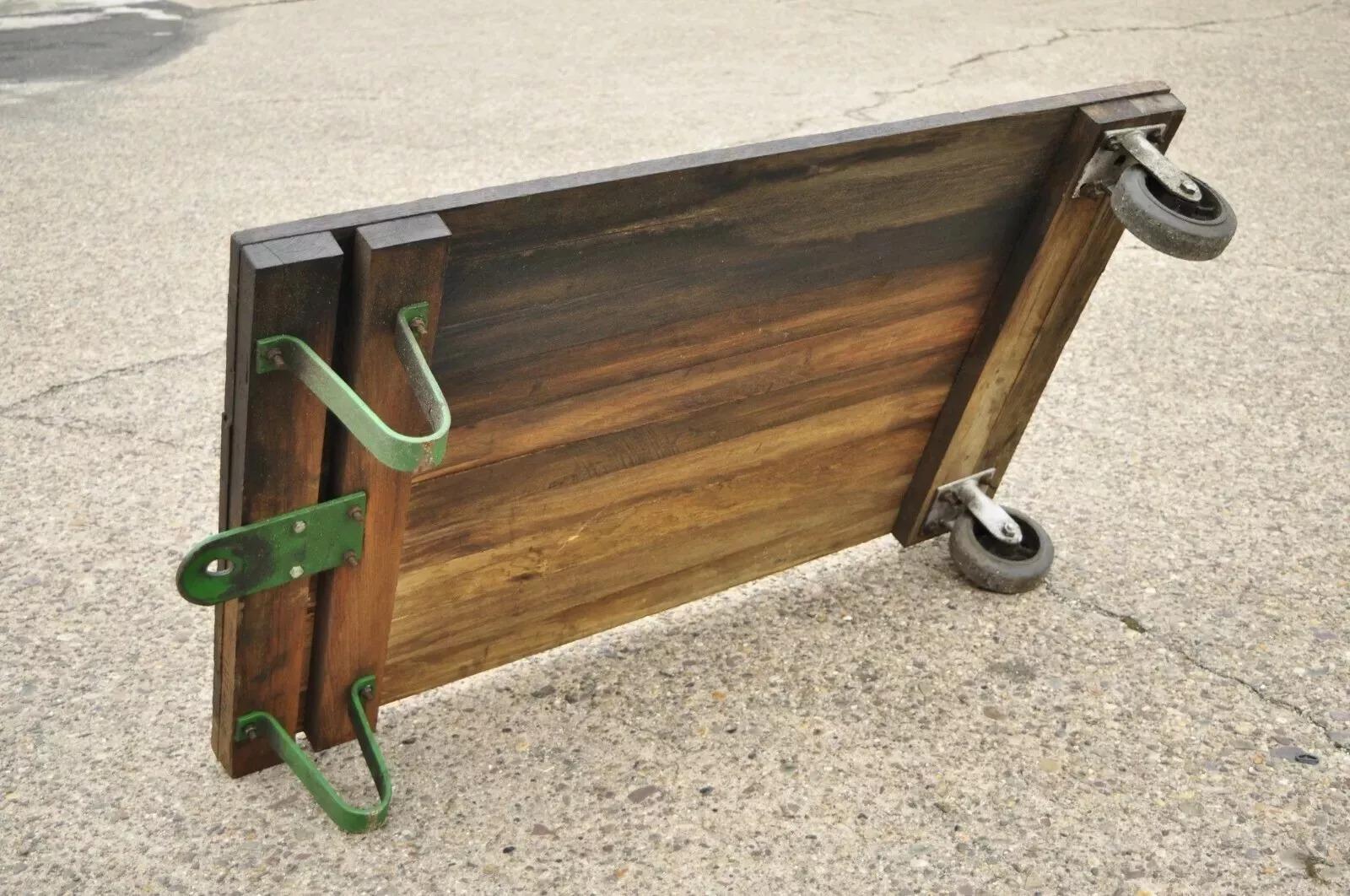 XX secolo Vintage Fairbanks American Industrial Wood Iron Factory Work Cart Coffee Table B. A. B. in vendita