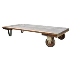 Mesa de centro vintage Fairbanks American Industrial Wood & Iron Factory Work Cart