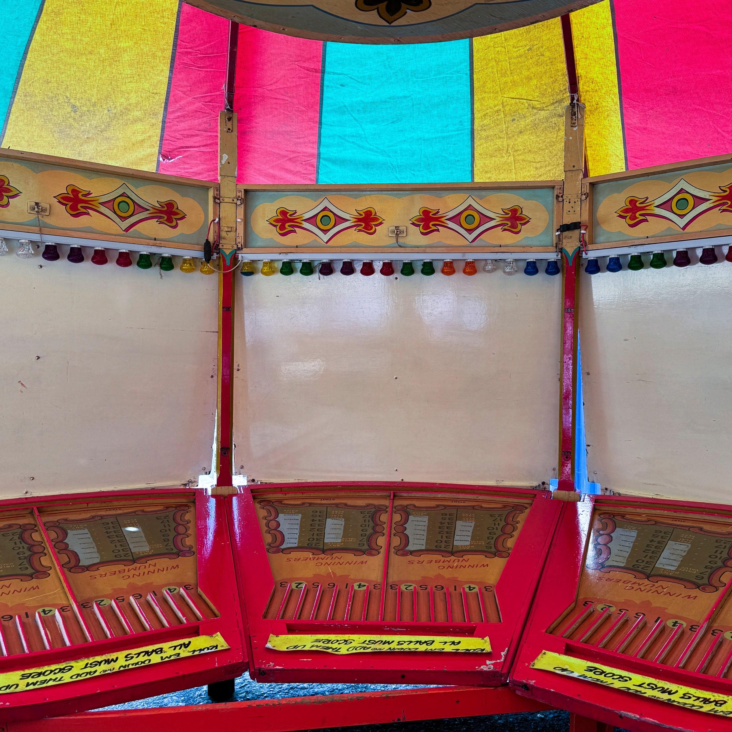Vintage Fairground Roll-a-Ball Round Games Showman Tent For Sale 5