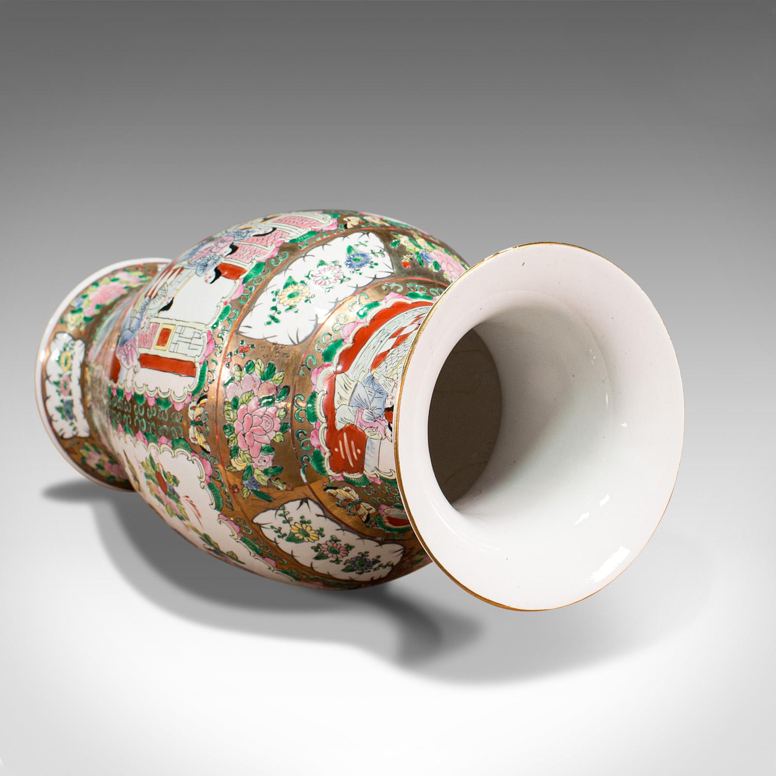 Vintage Famille Rose Vase, Chinese, Ceramic, Decorative, Art Deco, Circa 1940 For Sale 6