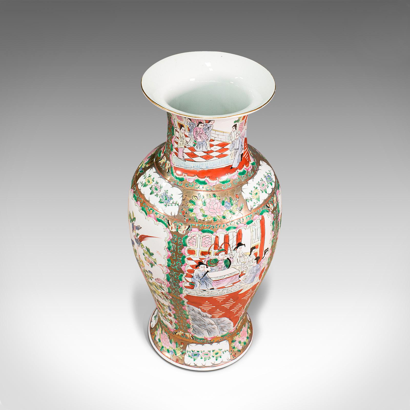 Vintage Famille Rose Vase, Chinese, Ceramic, Decorative, Art Deco, Circa 1940 For Sale 2
