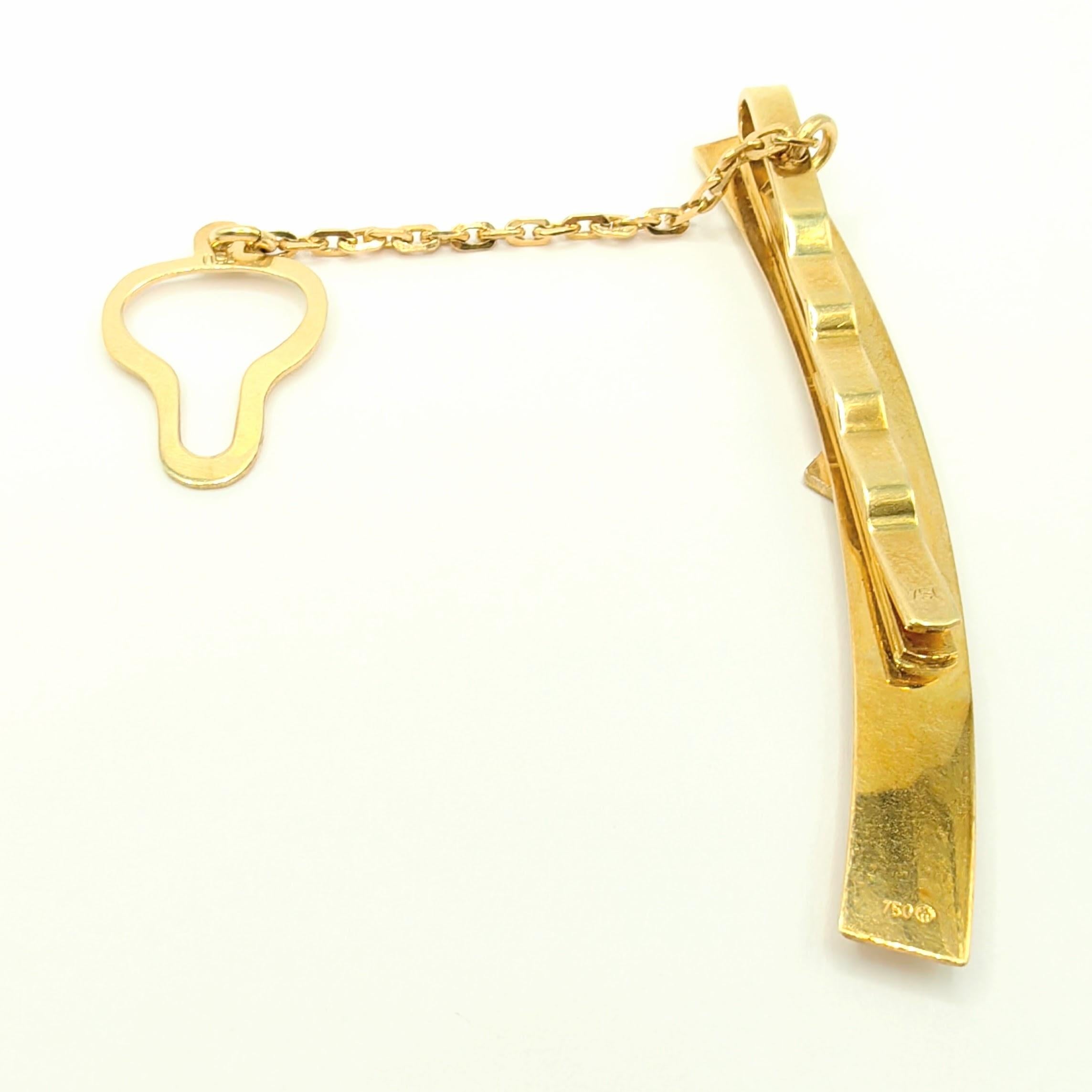 Vintage Fan Shape Tie Clip With Chain in 18K Yellow & White Two-tone Gold For Sale 3