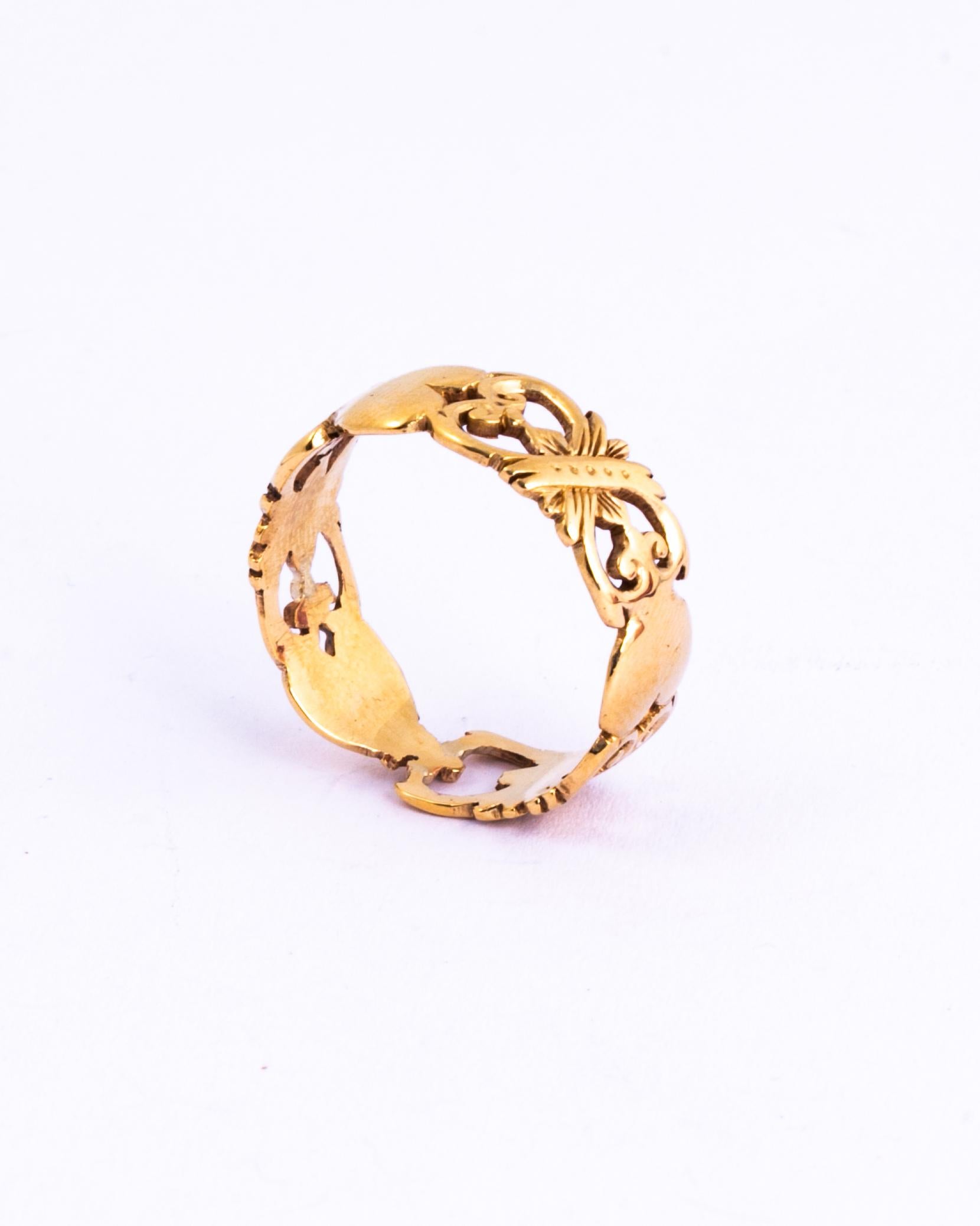 Fascia d'oro vintage a 9 carati In condizioni buone in vendita a Chipping Campden, GB
