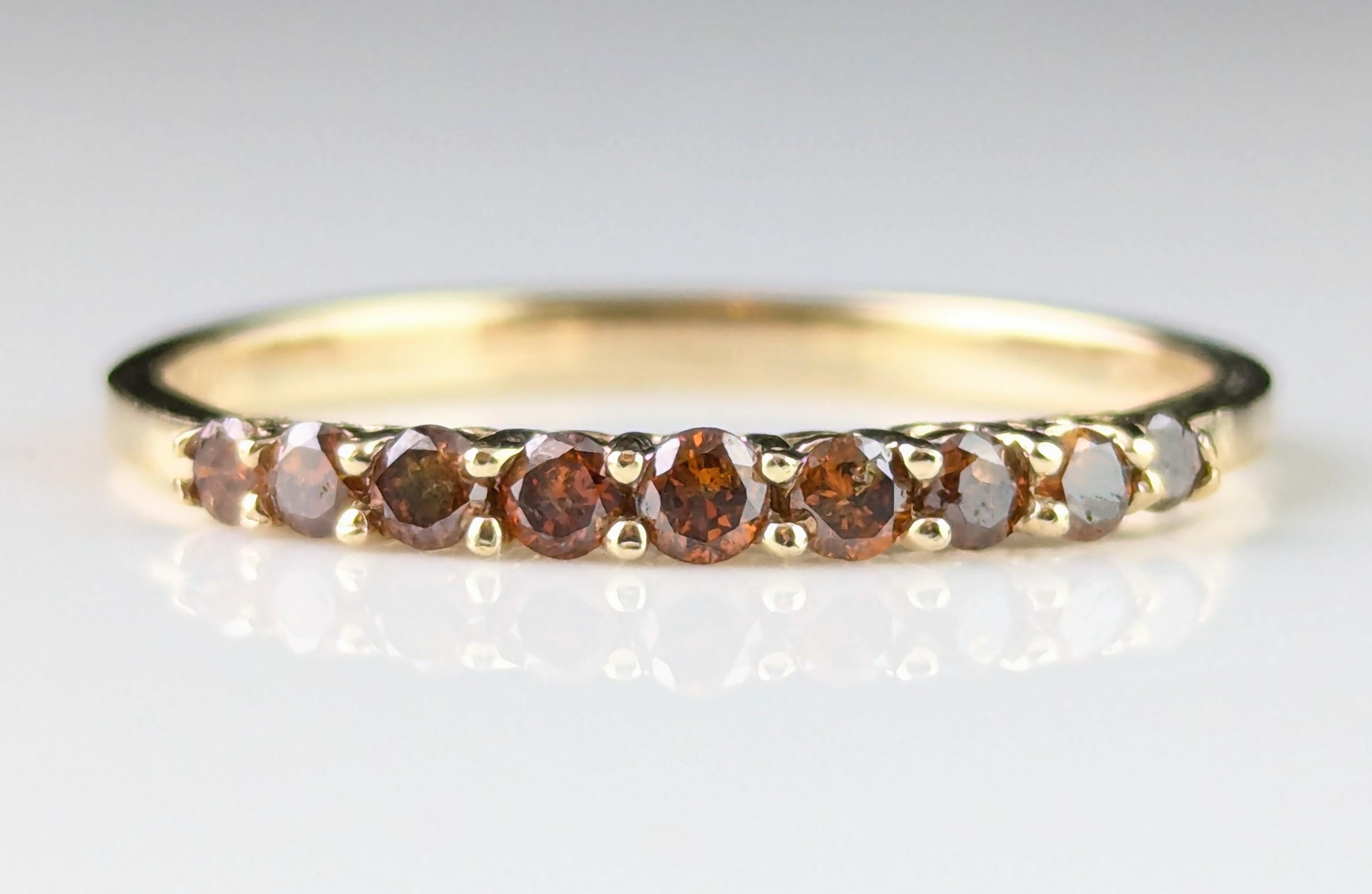 Vintage Fancy brown Diamond half eternity ring, 10ct gold 8