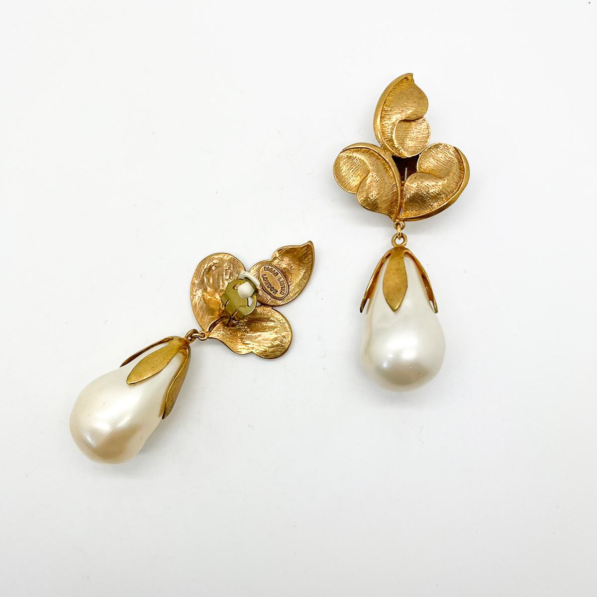 Vintage Farah Lister Oversize Pearl Bomb Earrings 1980s In Good Condition For Sale In Wilmslow, GB