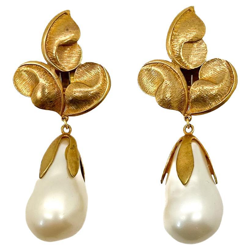 Vintage Farah Lister Oversize Pearl Bomb Earrings 1980s For Sale