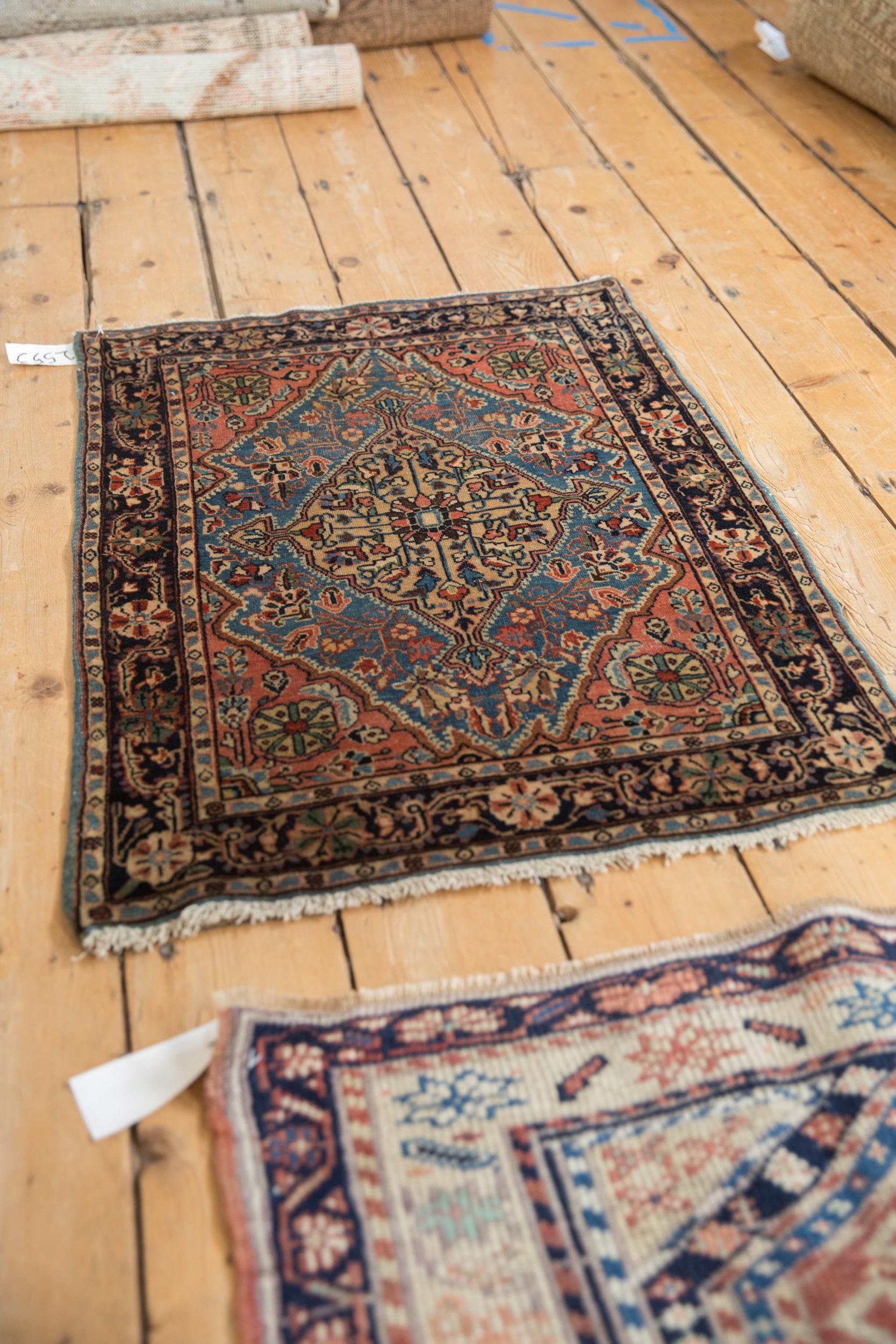 Alfombra vintage Sarouk Farahan en Bueno estado para la venta en Katonah, NY