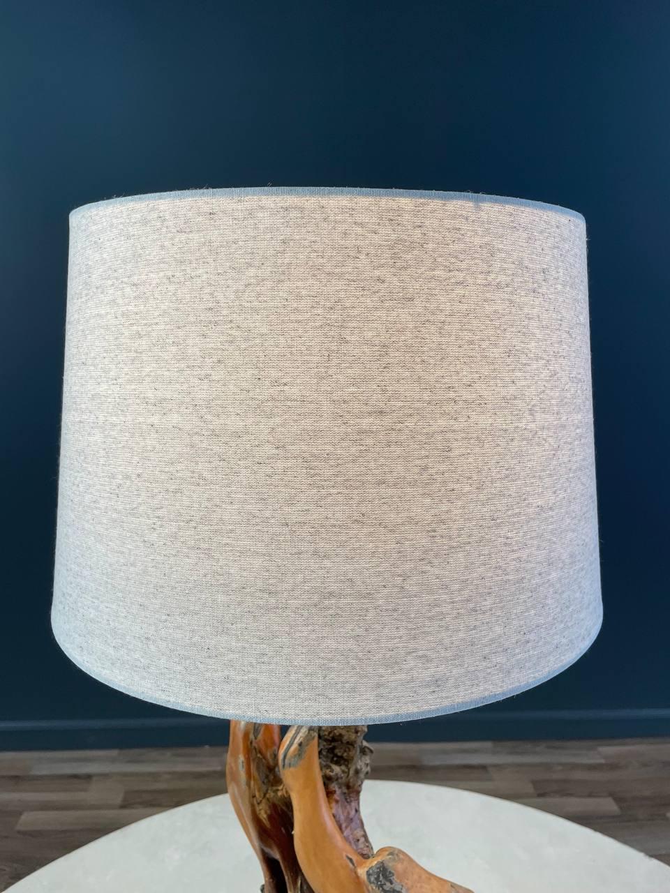 Vintage Farmhouse Live Edge Root Table Lamp In Good Condition For Sale In Los Angeles, CA