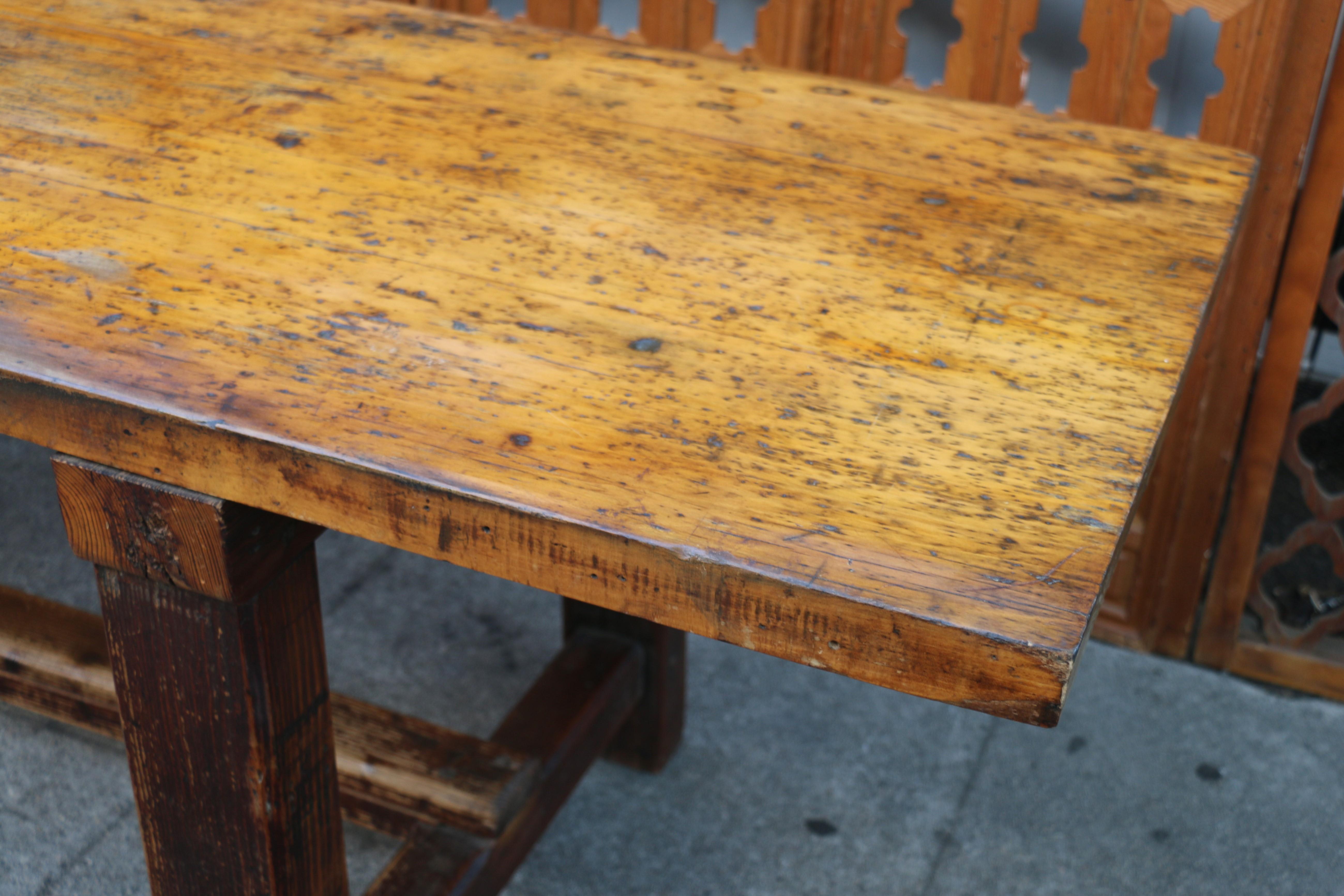 Tavolo in legno massiccio da fattoria vintage, anni '30 in vendita 4