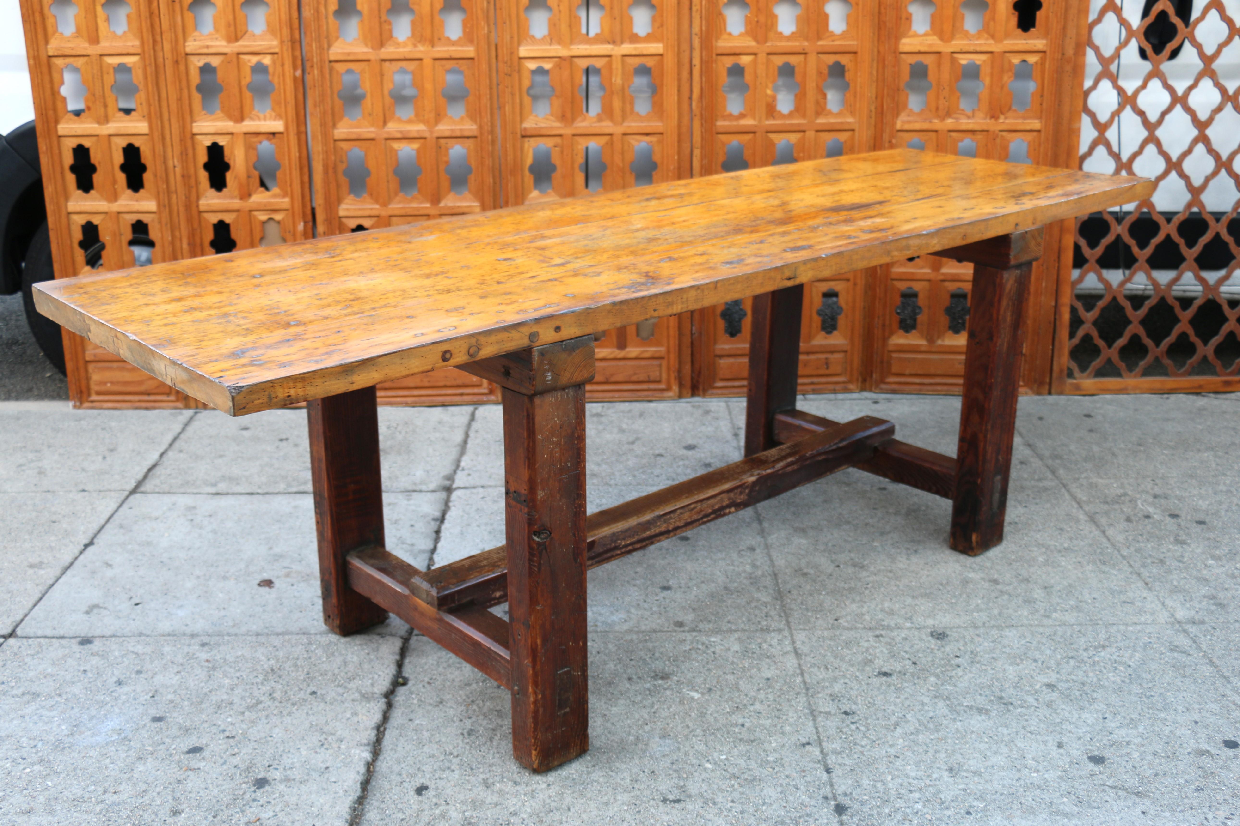 Tavolo in legno massiccio da fattoria vintage, anni '30 In condizioni buone in vendita a North Hollywood, CA