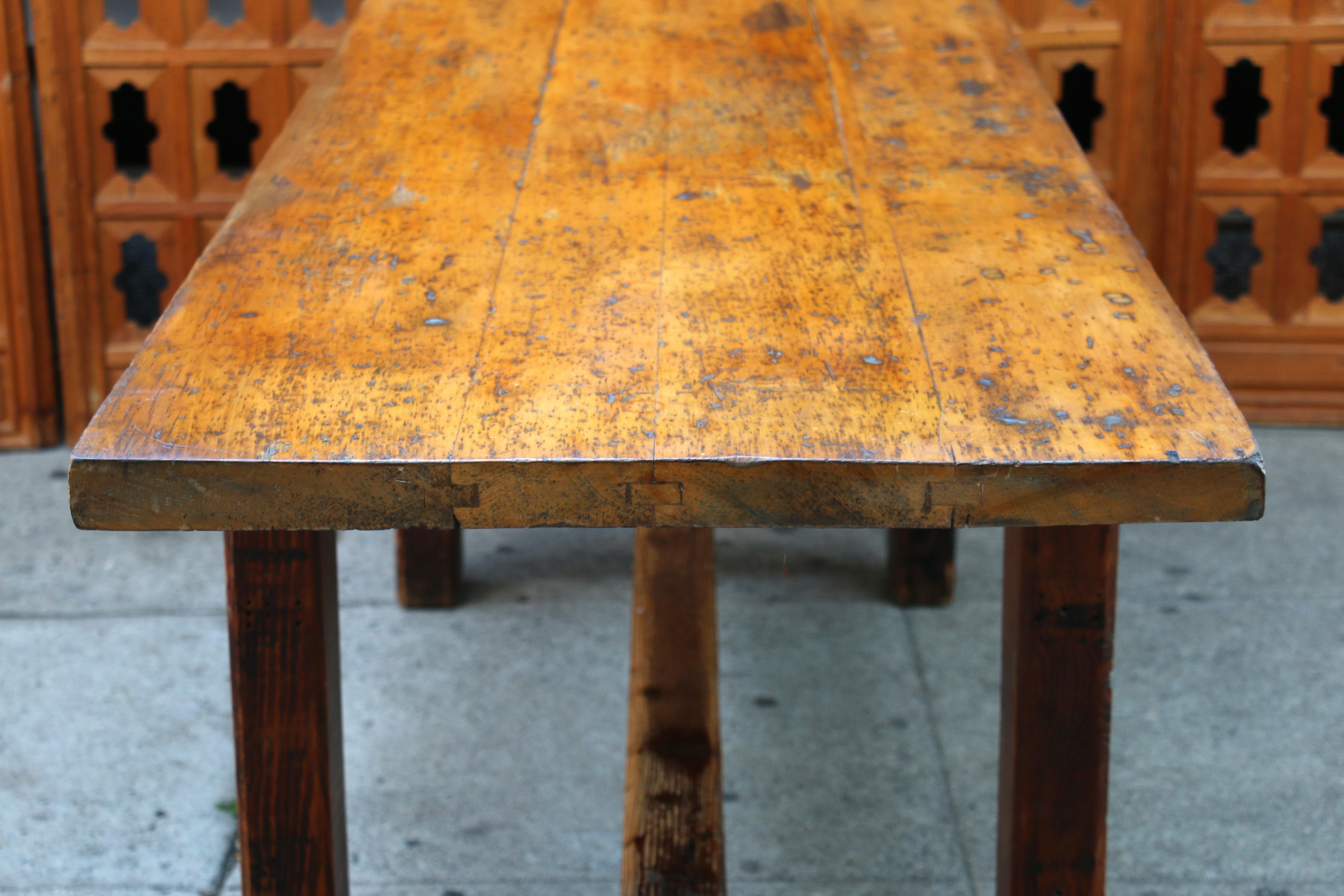 Legno Tavolo in legno massiccio da fattoria vintage, anni '30 in vendita
