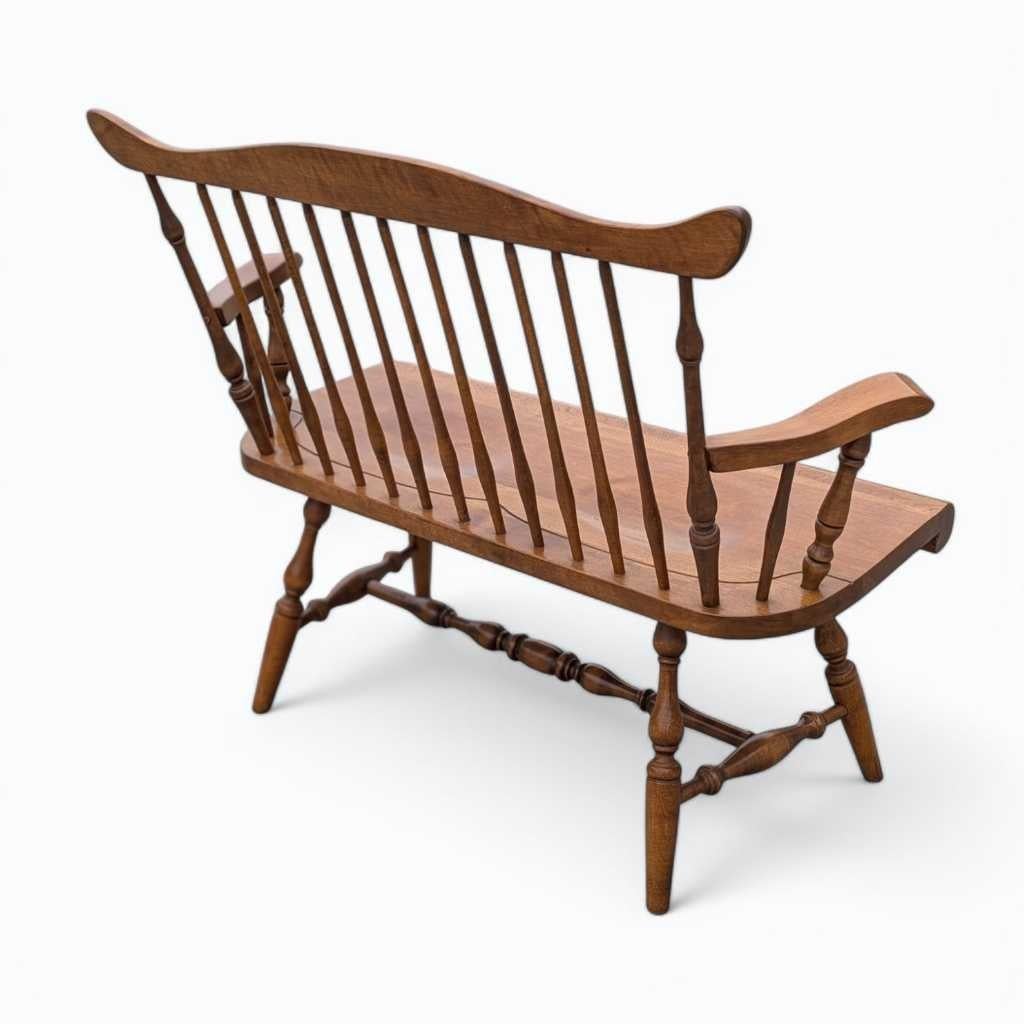 Vintage Farmhouse Spindle Back Wooden Bench, Rustic Charm, USA, c. 1980s en vente 7