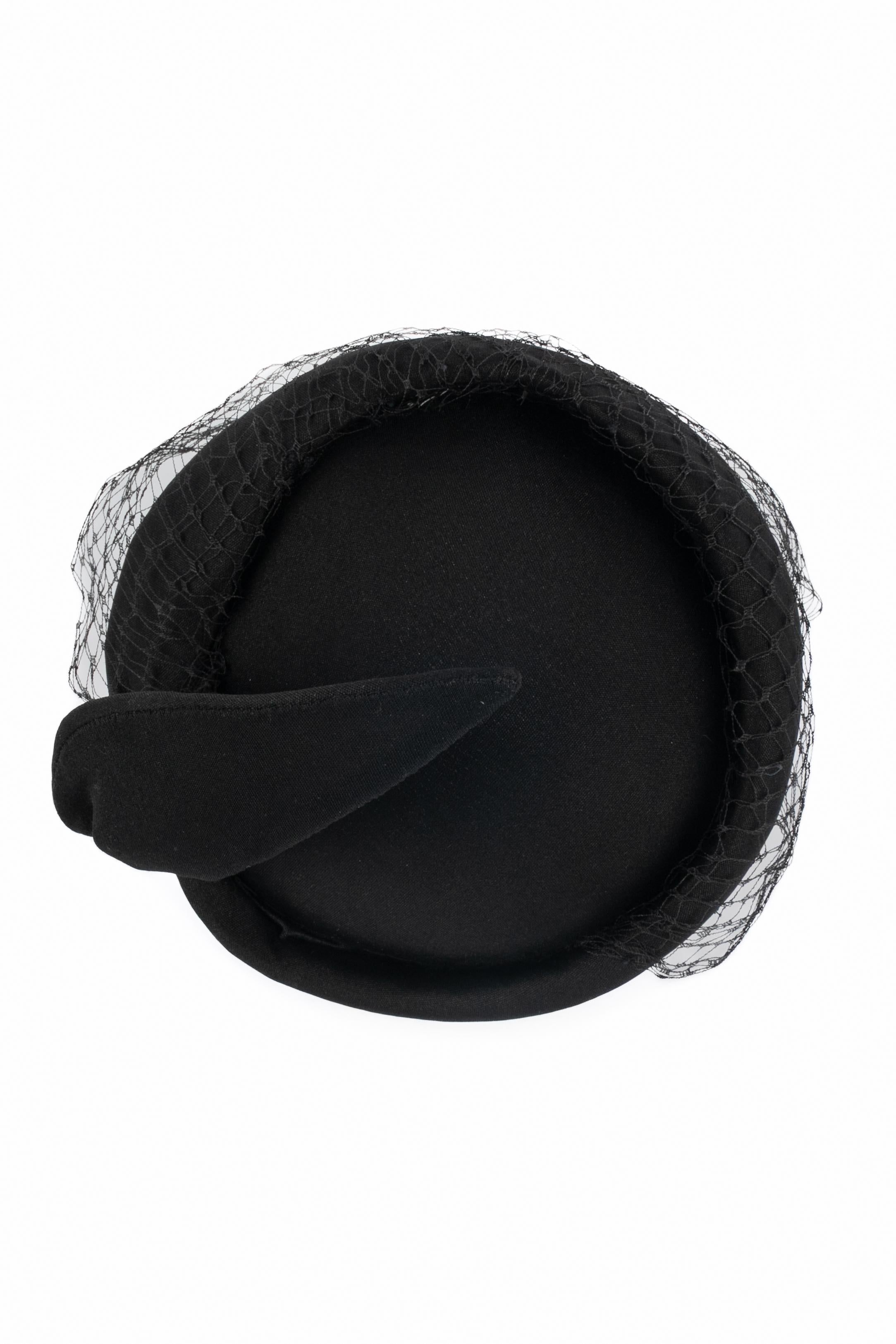 Vintage fascinator hat For Sale 1