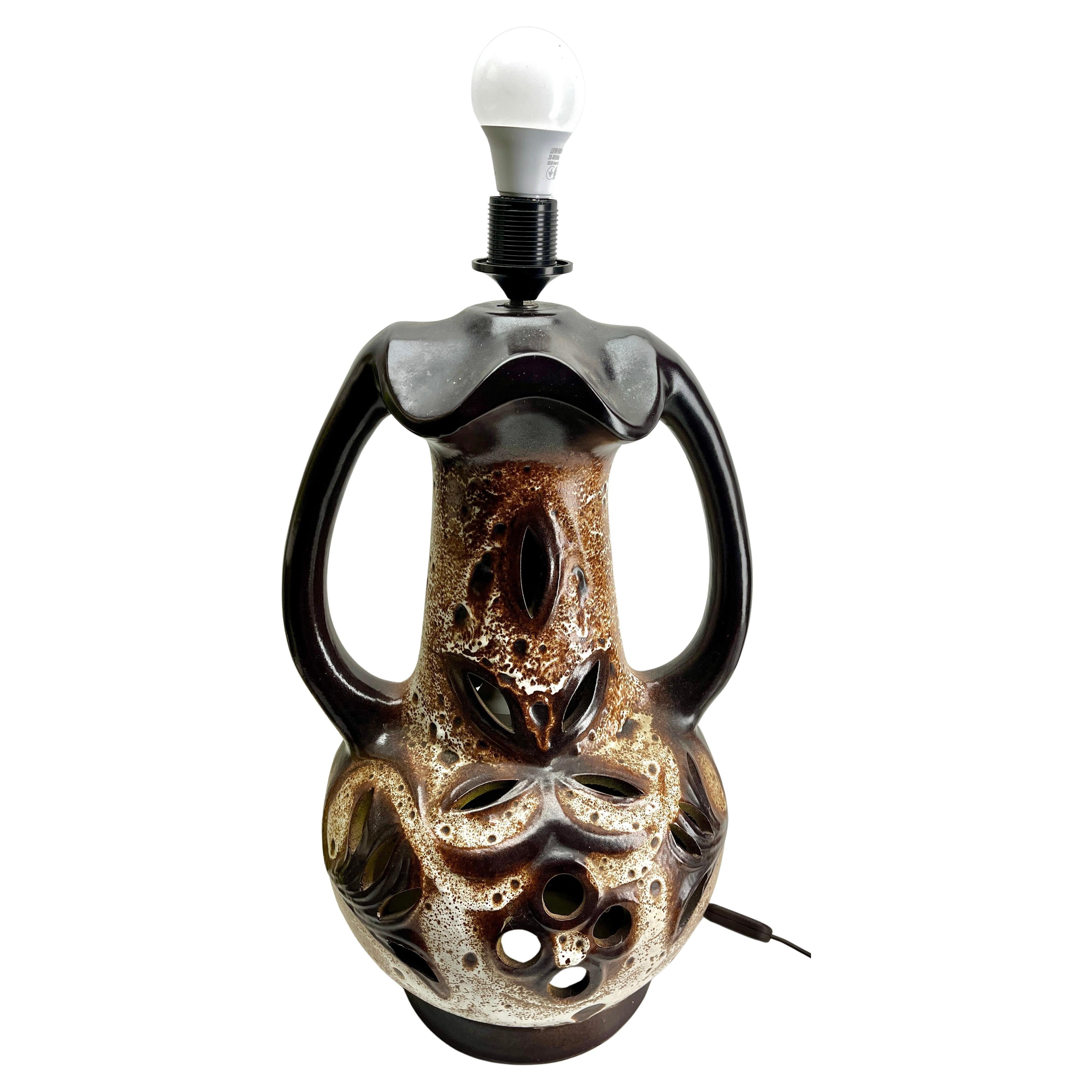 Ceramica Lampada da terra vintage in lava grassa con smalti a goccia arancioni e marroni di Walter Gerhards in vendita