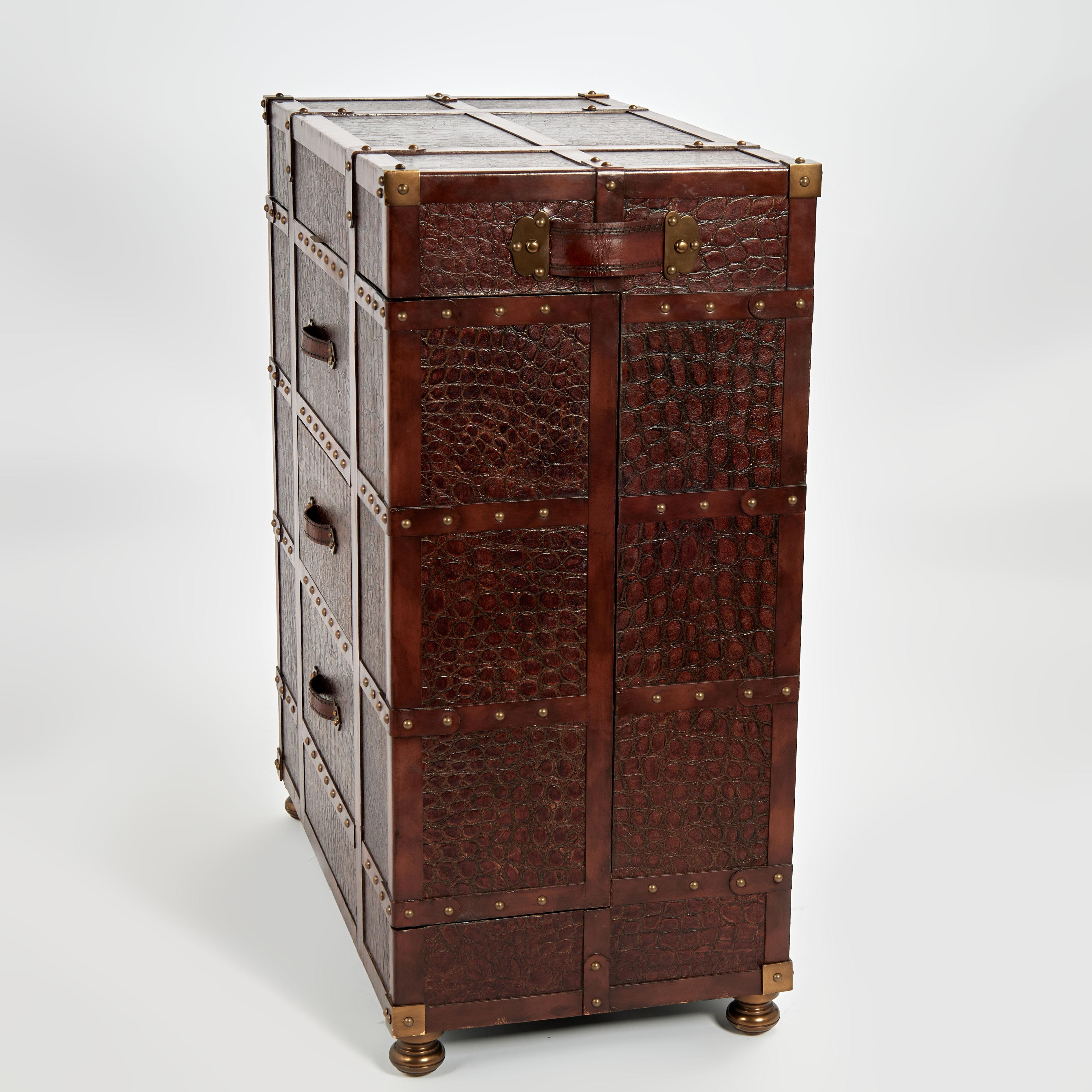 Vintage Faux Alligator Steamer Trunk Bar by Maitland Smith For Sale 5