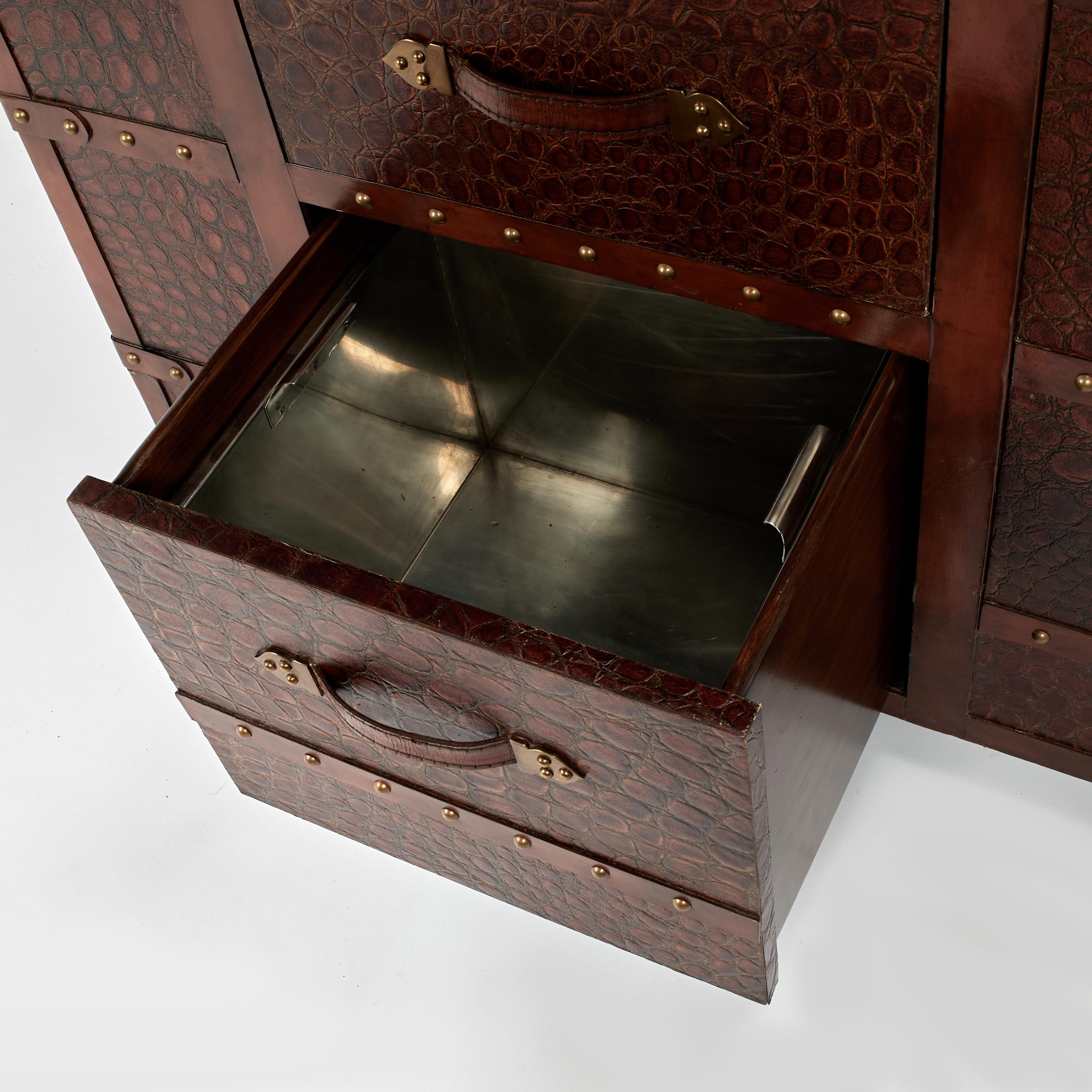 Vintage Faux Alligator Steamer Trunk Bar by Maitland Smith For Sale 1