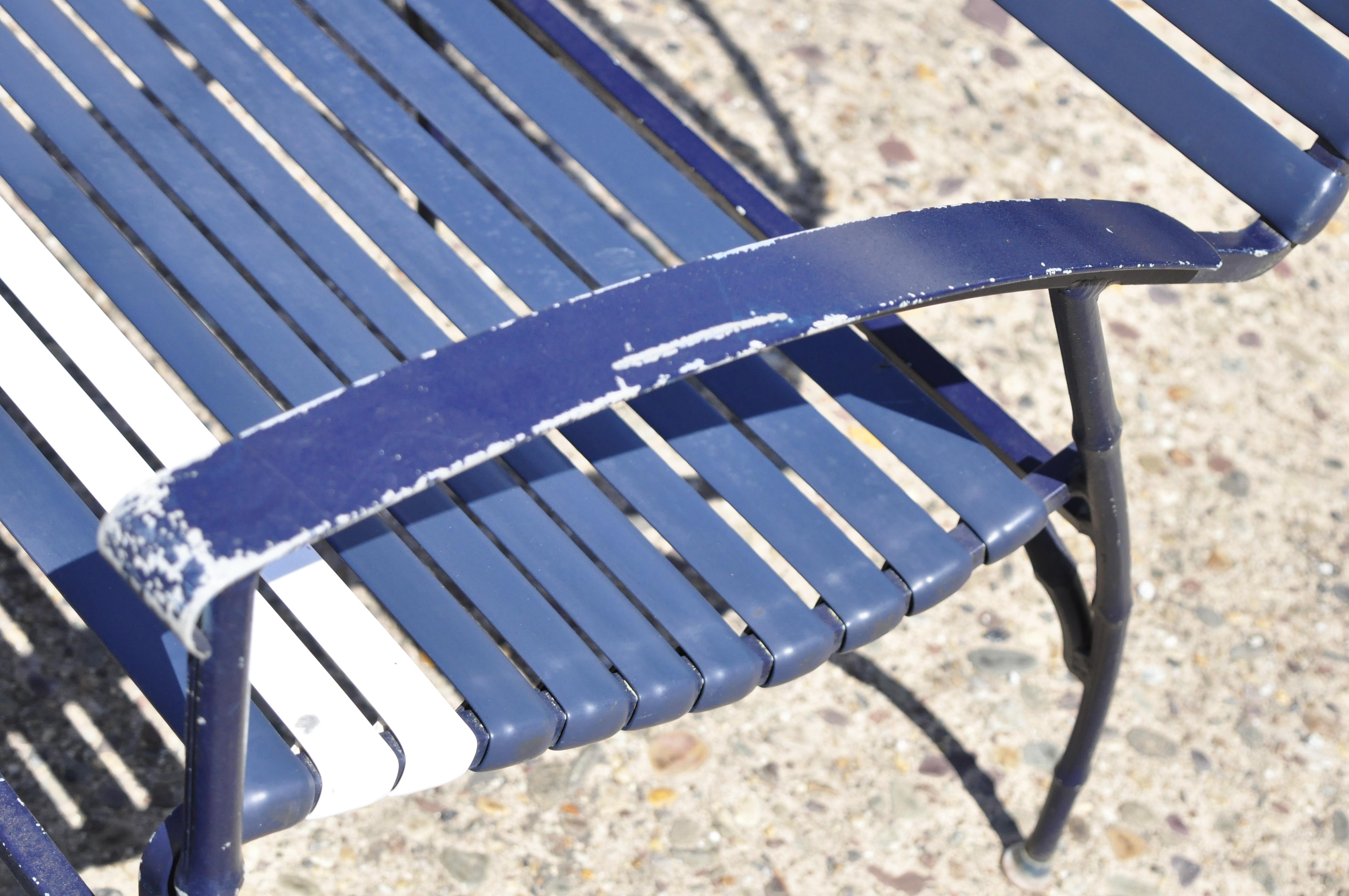 Vintage Faux Bamboo Aluminum Vinyl Straps Blue Patio Lounge Chair and Ottoman In Good Condition For Sale In Philadelphia, PA