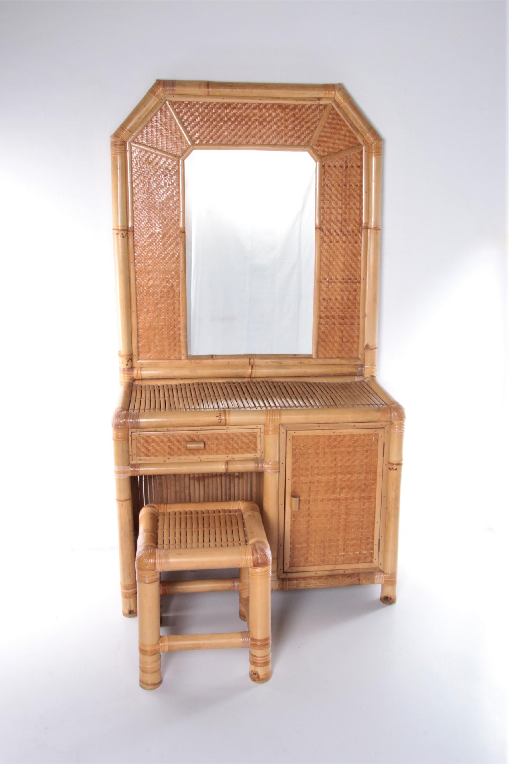 Vintage faux bamboo dressing table 'natural beauty' 1980s France.

 Groom yourself in style with this very unique faux bamboo dressing table

Who wouldn't want these in the bedroom. Country of origin: France. Period: 1980s. This special item has an