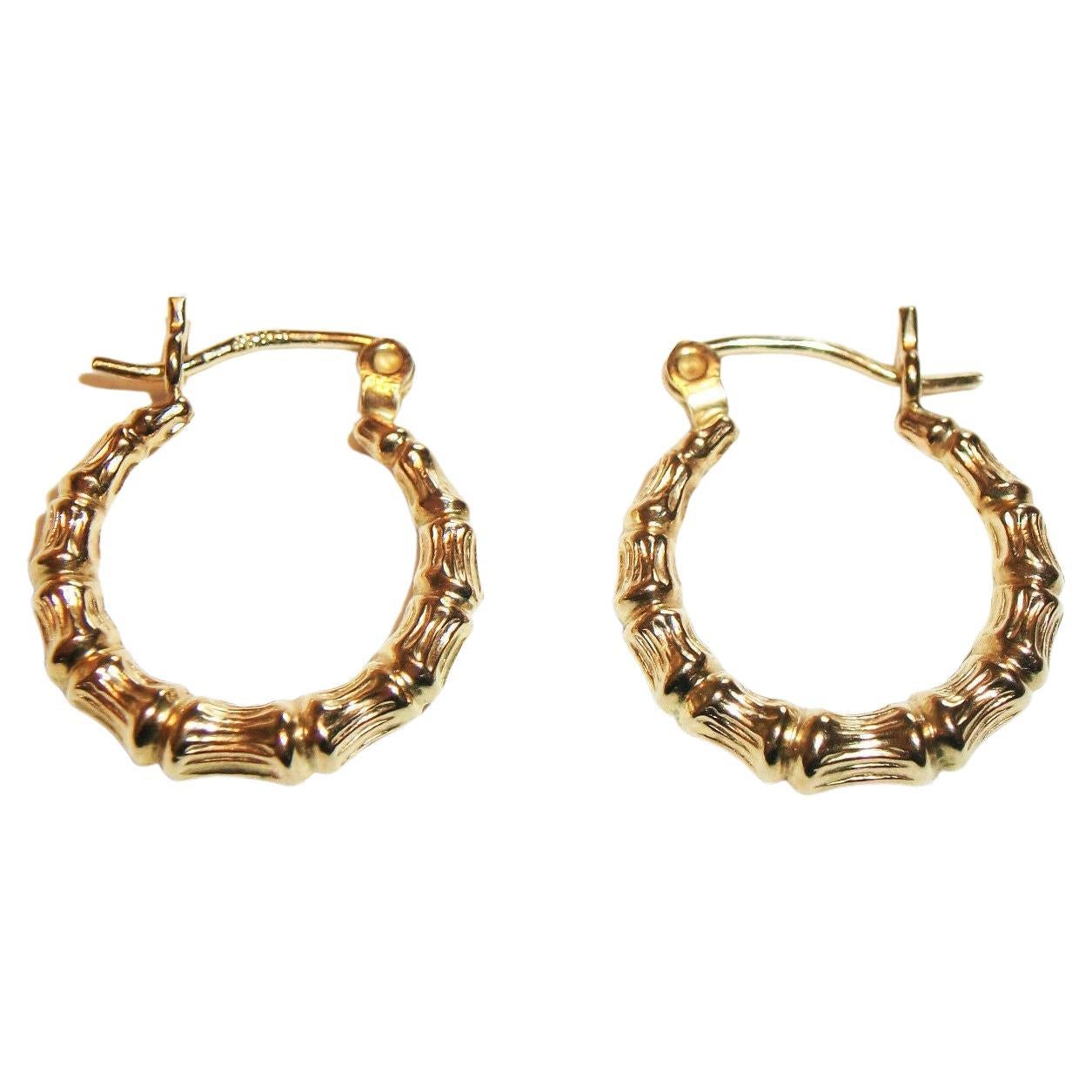 Vintage Faux Bamboo Earrings, 10k Yellow Gold, Signed, Late 20th Century For Sale