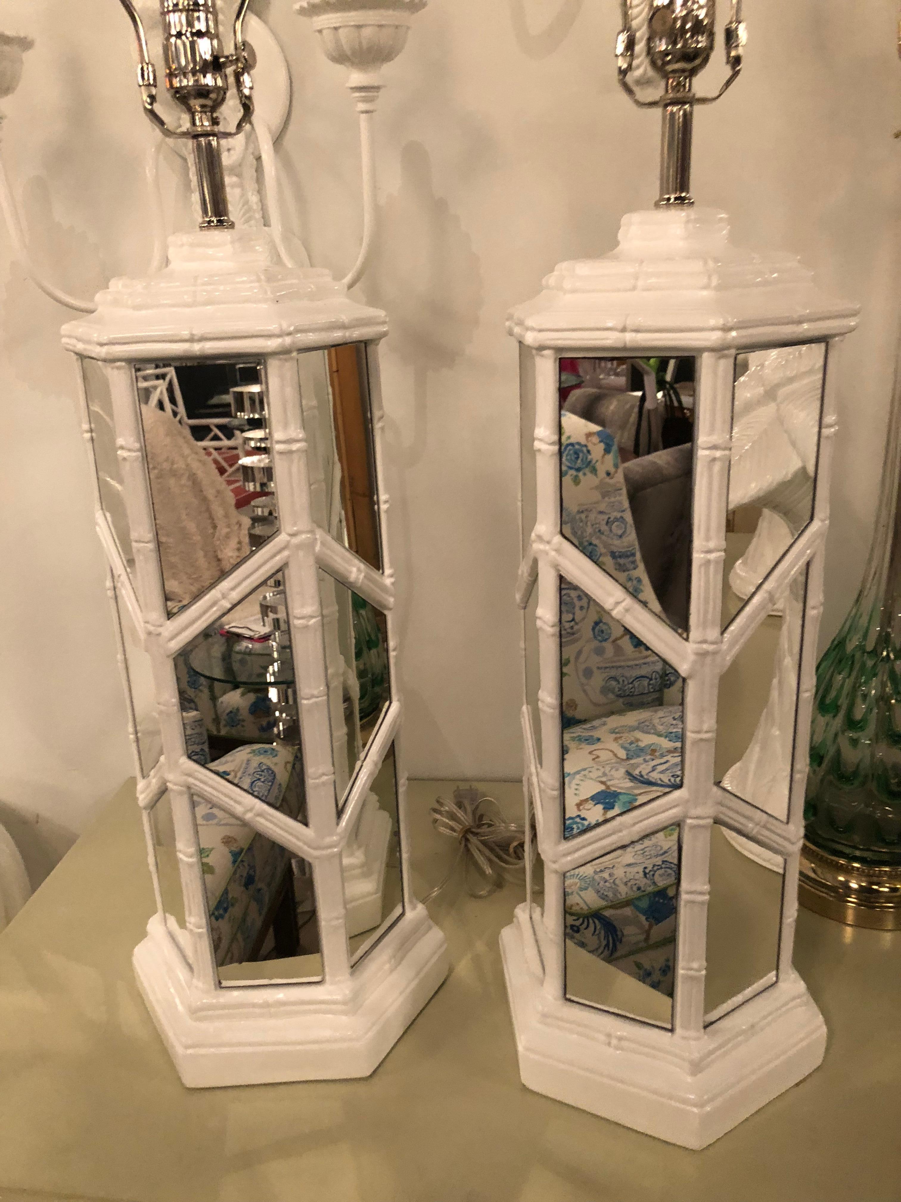 Vintage Faux Bamboo Mirrored Chinese Chippendale Pair of Table Lamps White 2