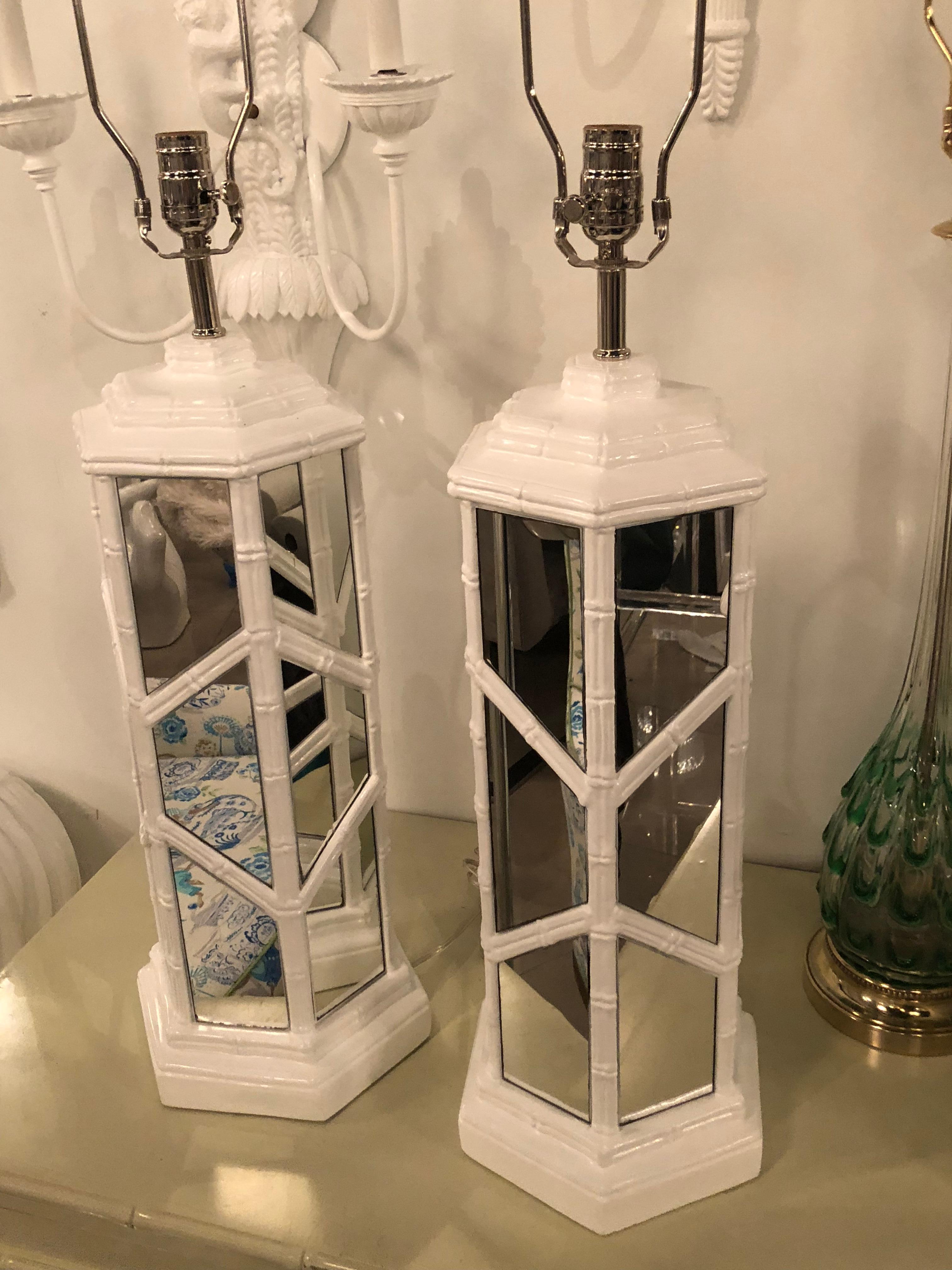 Vintage Faux Bamboo Mirrored Chinese Chippendale Pair of Table Lamps White 5