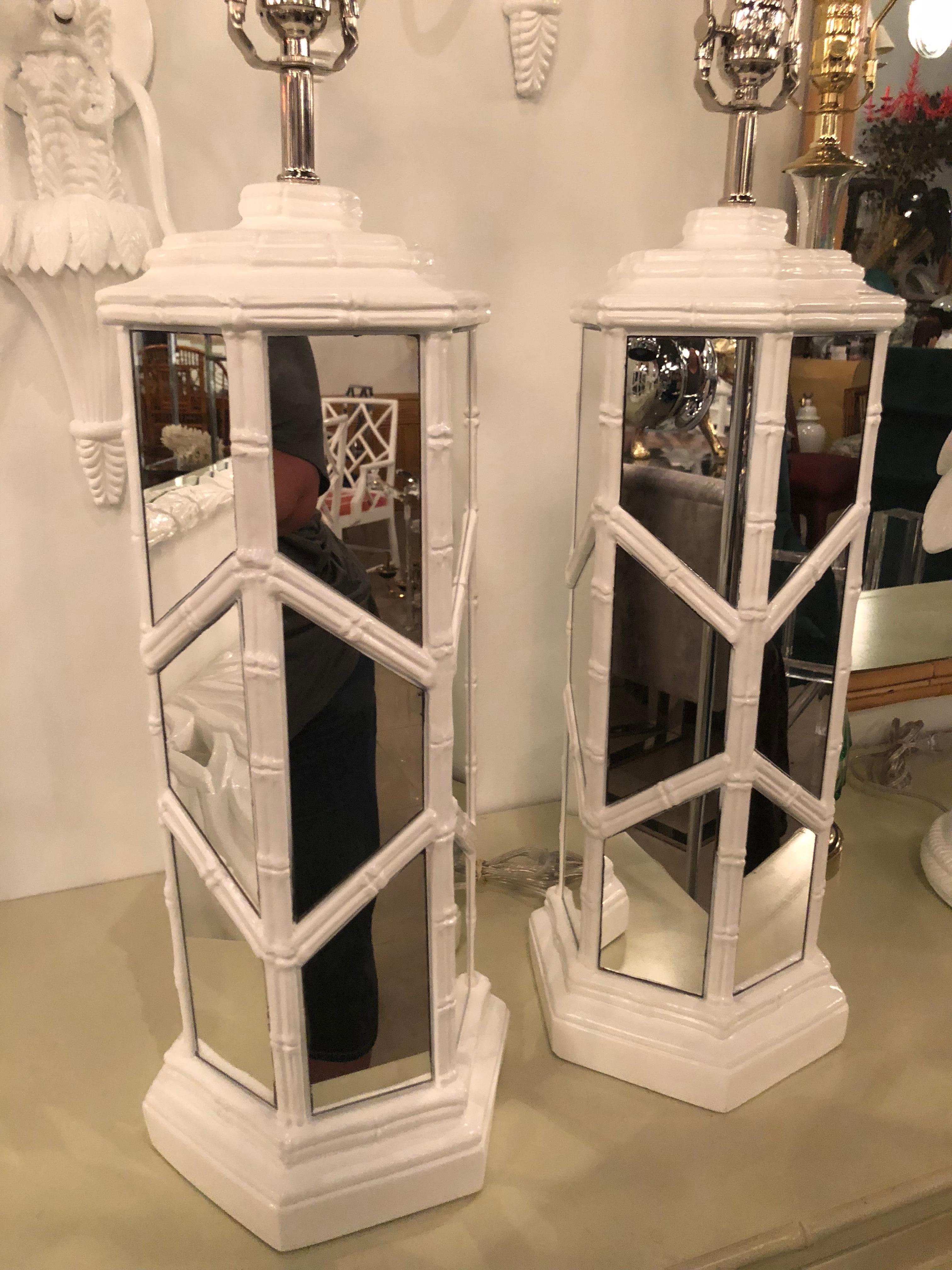 Hollywood Regency Vintage Faux Bamboo Mirrored Chinese Chippendale Pair of Table Lamps White