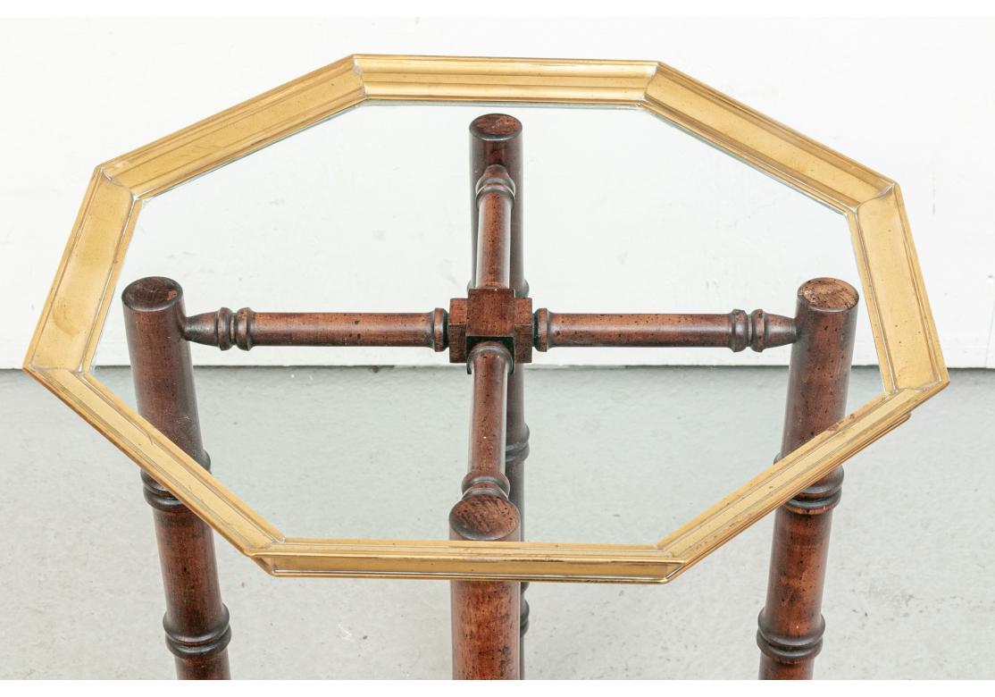 Campagne Table à plateau octogonale en faux bambou vintage en vente