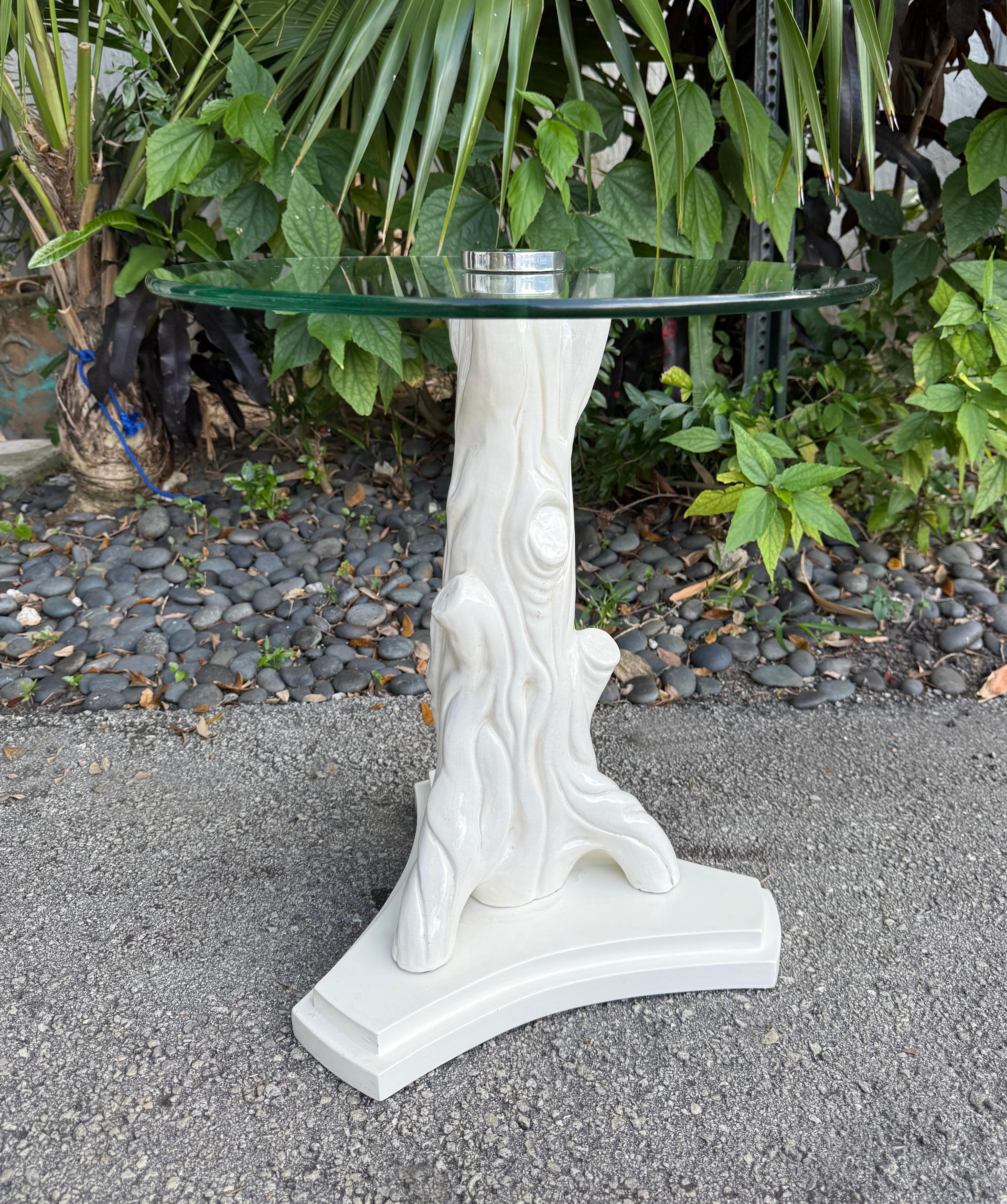 Tavolini vintage in ceramica Faux Boi e Wood, piani in vetro, coppia in vendita 1