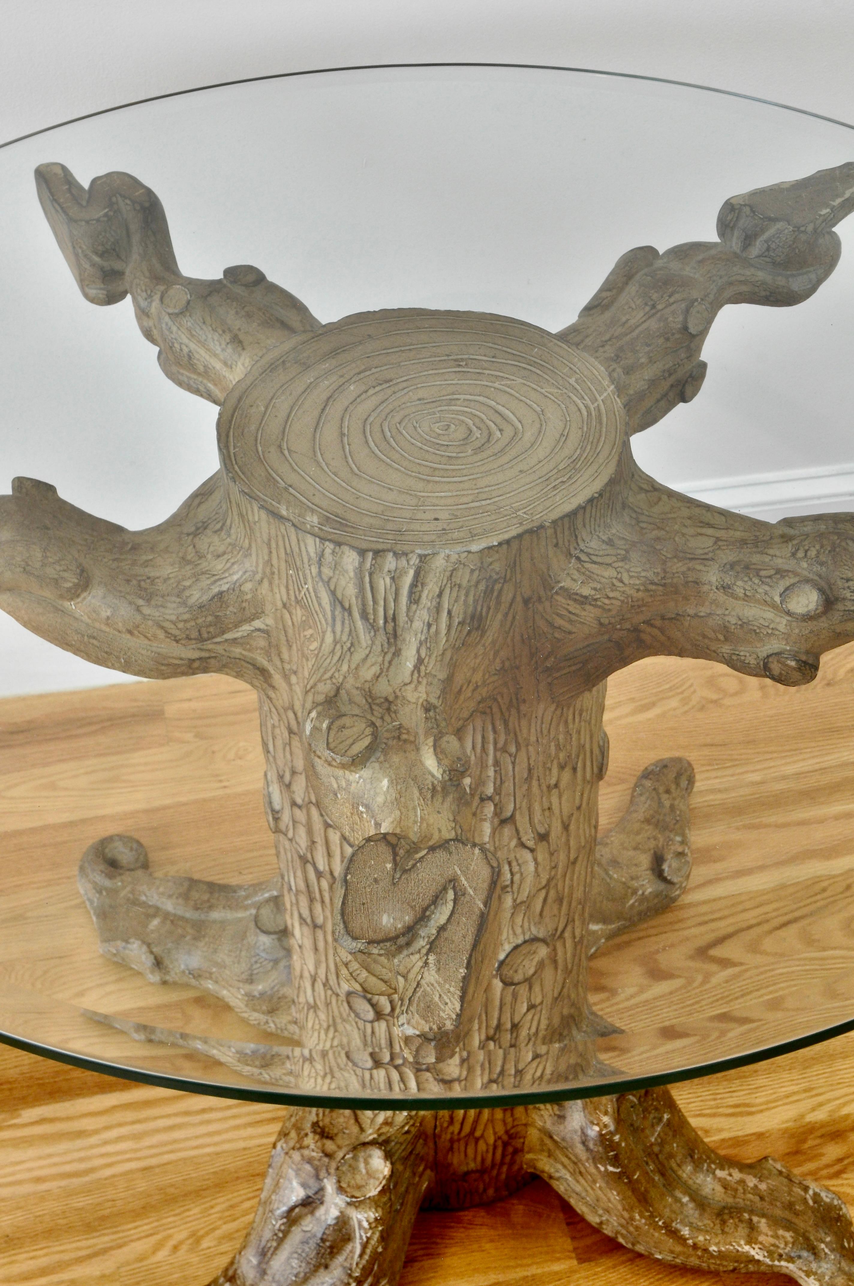 Vintage-Tisch aus Faux Bois in der Art von John Dickinson, 1970er-1980er Jahre (Abgeschrägt) im Angebot