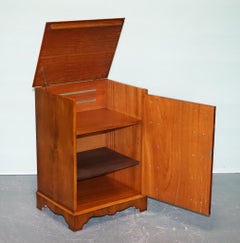 ViNTAGE FAUX CHEST OF DRAWERS RECORD CABINET