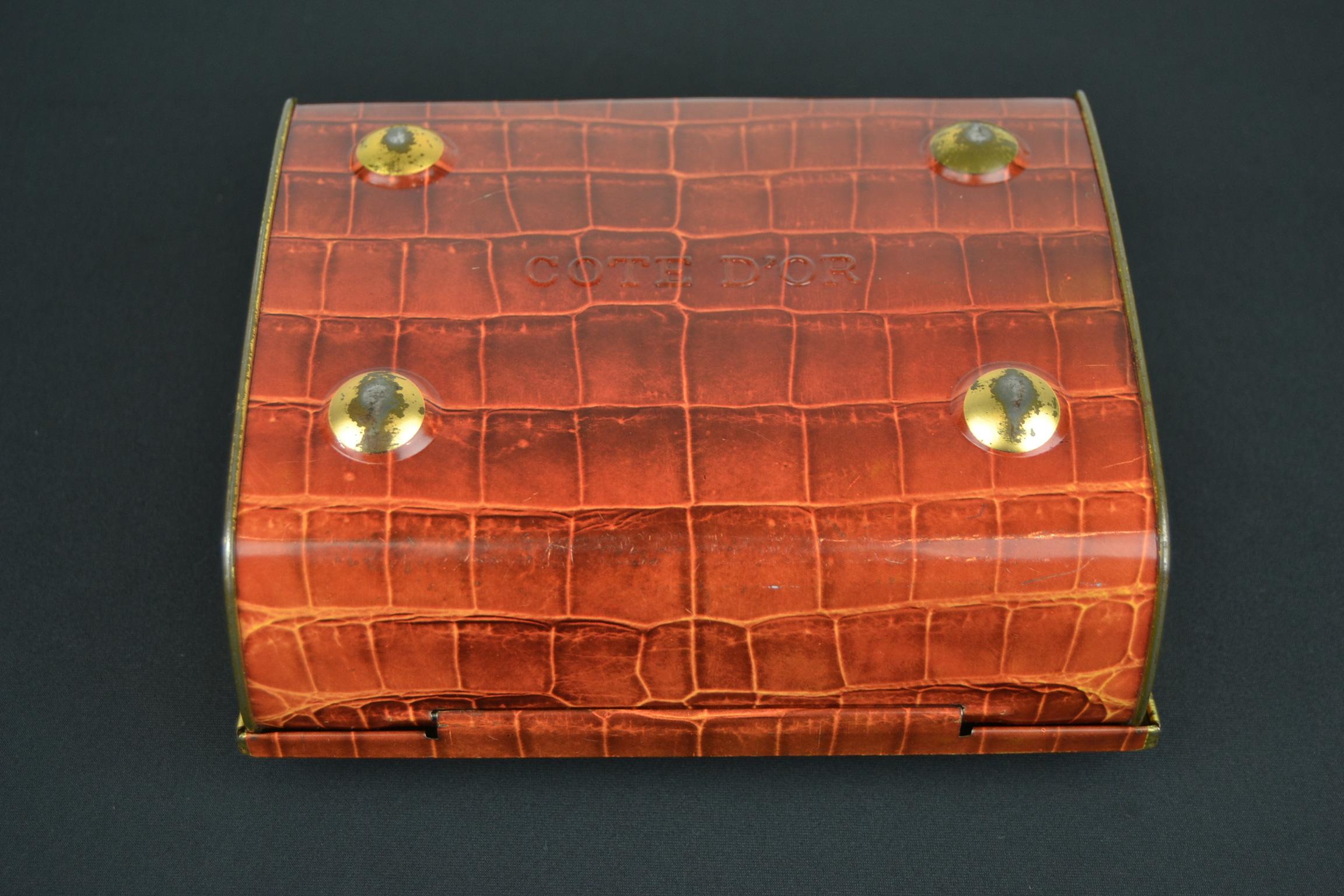 Vintage Faux Croc Tin Box for Cote D'or Chocolate For Sale 7