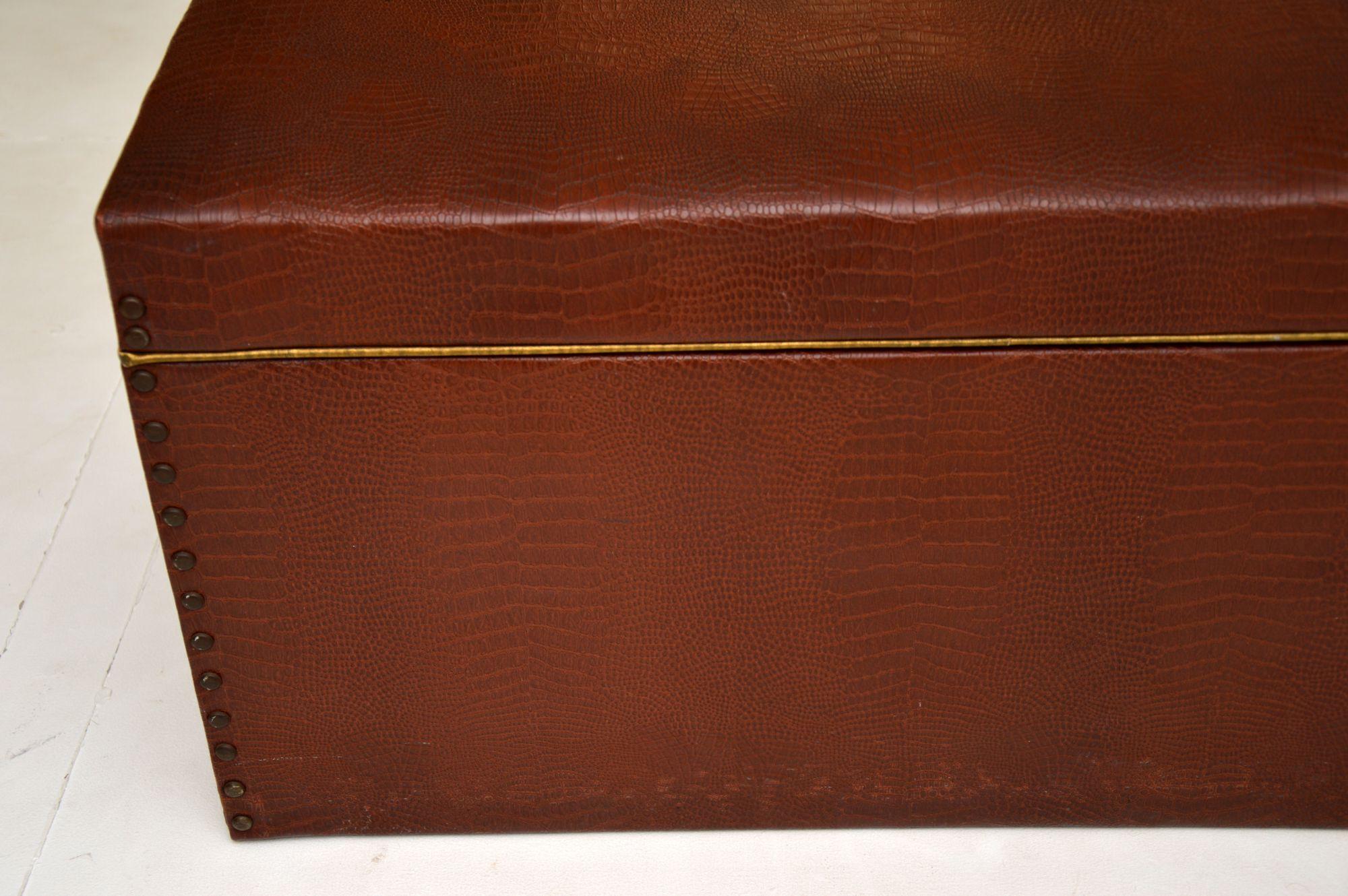 Faux Leather Vintage Faux Crocodile Skin Blanket Chest / Ottoman