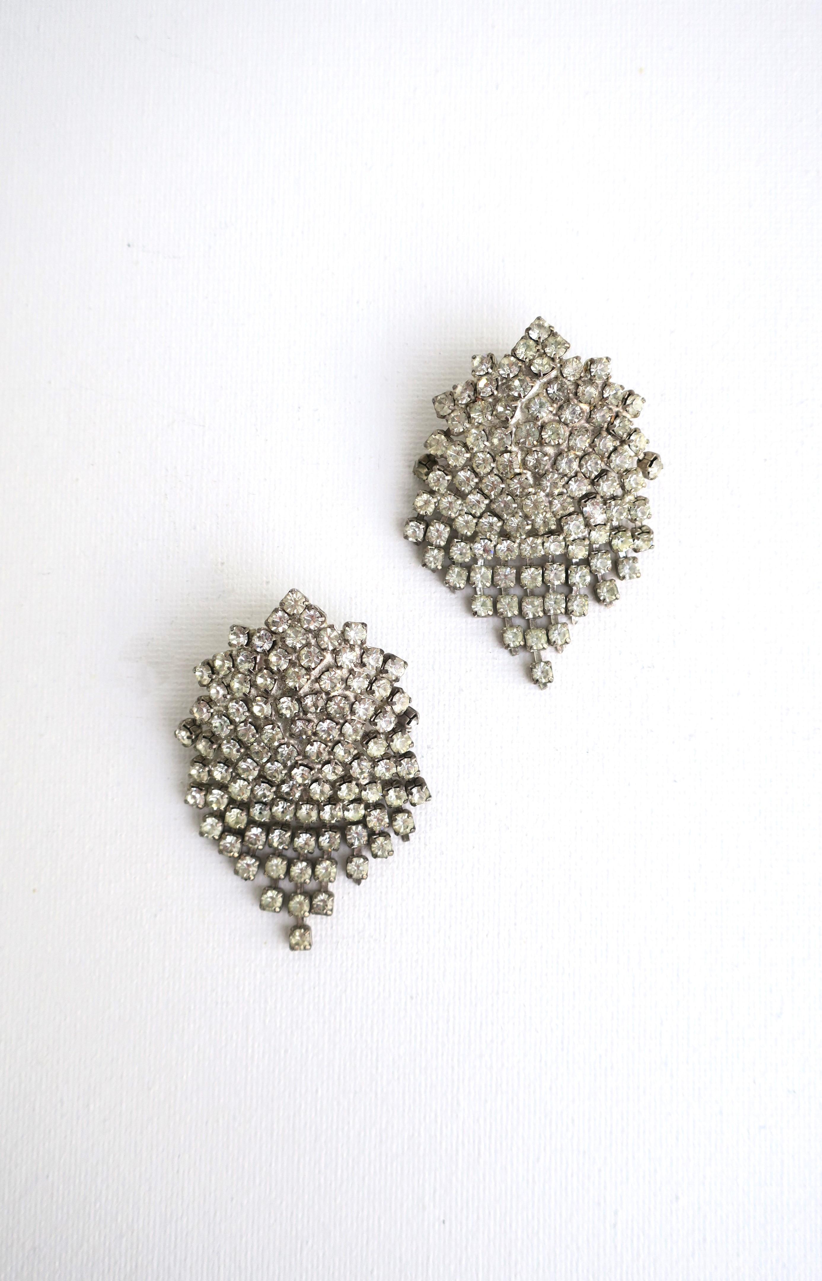 Art Deco Vintage Faux Diamond Rhinestone Earrings For Sale